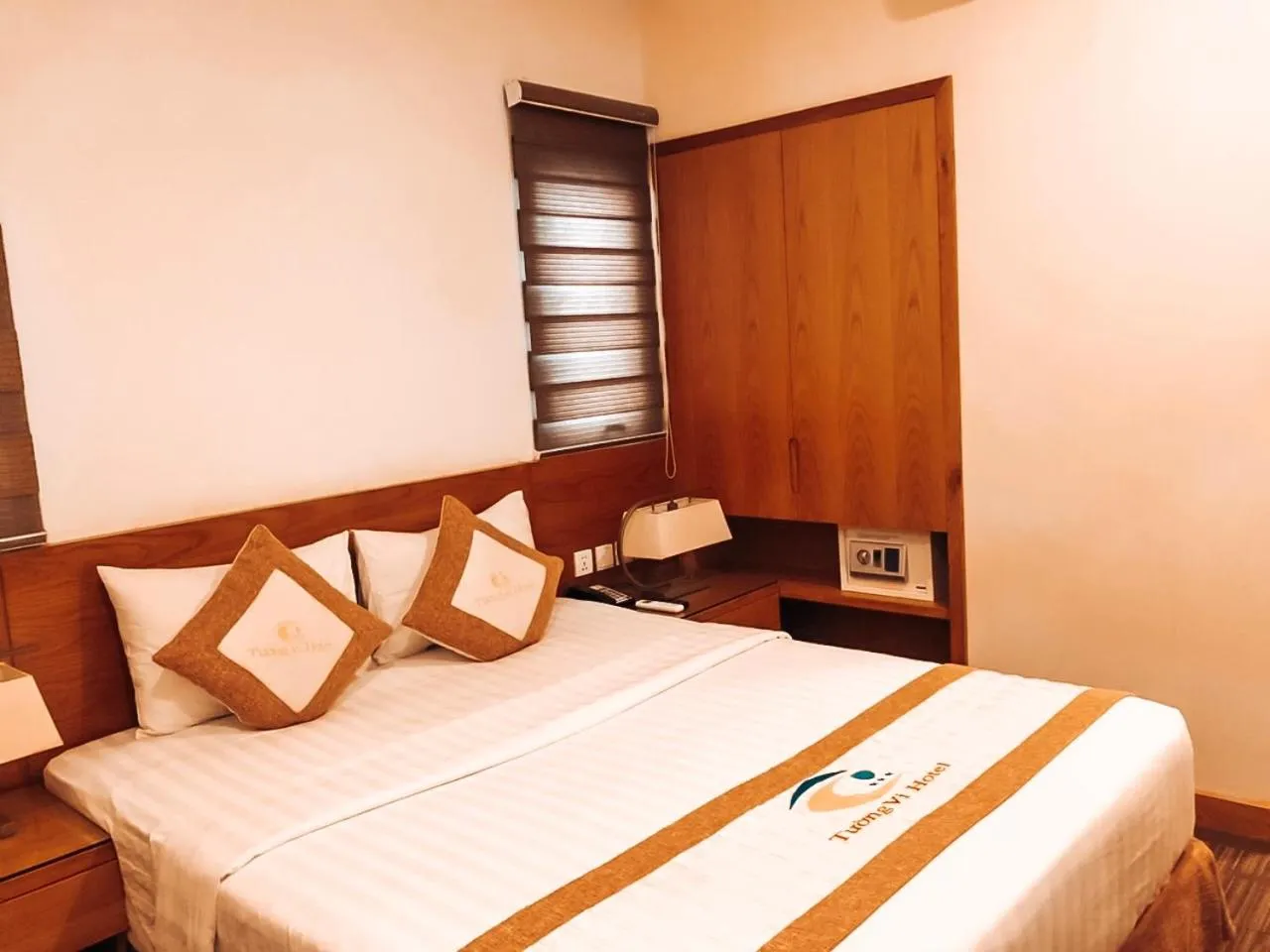 Bed in Tuong Vi Hotel Saigon