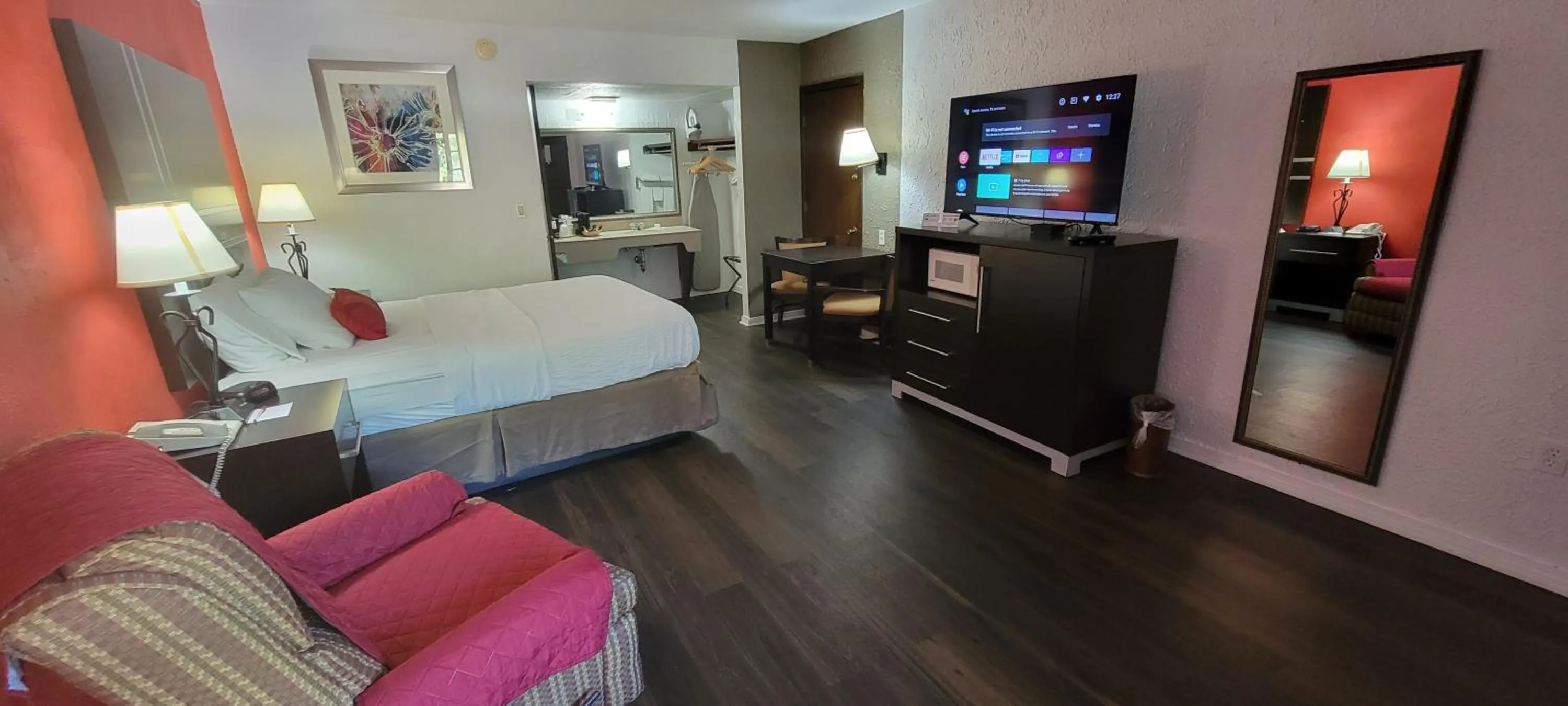 Ramada by Wyndham Mountain Home