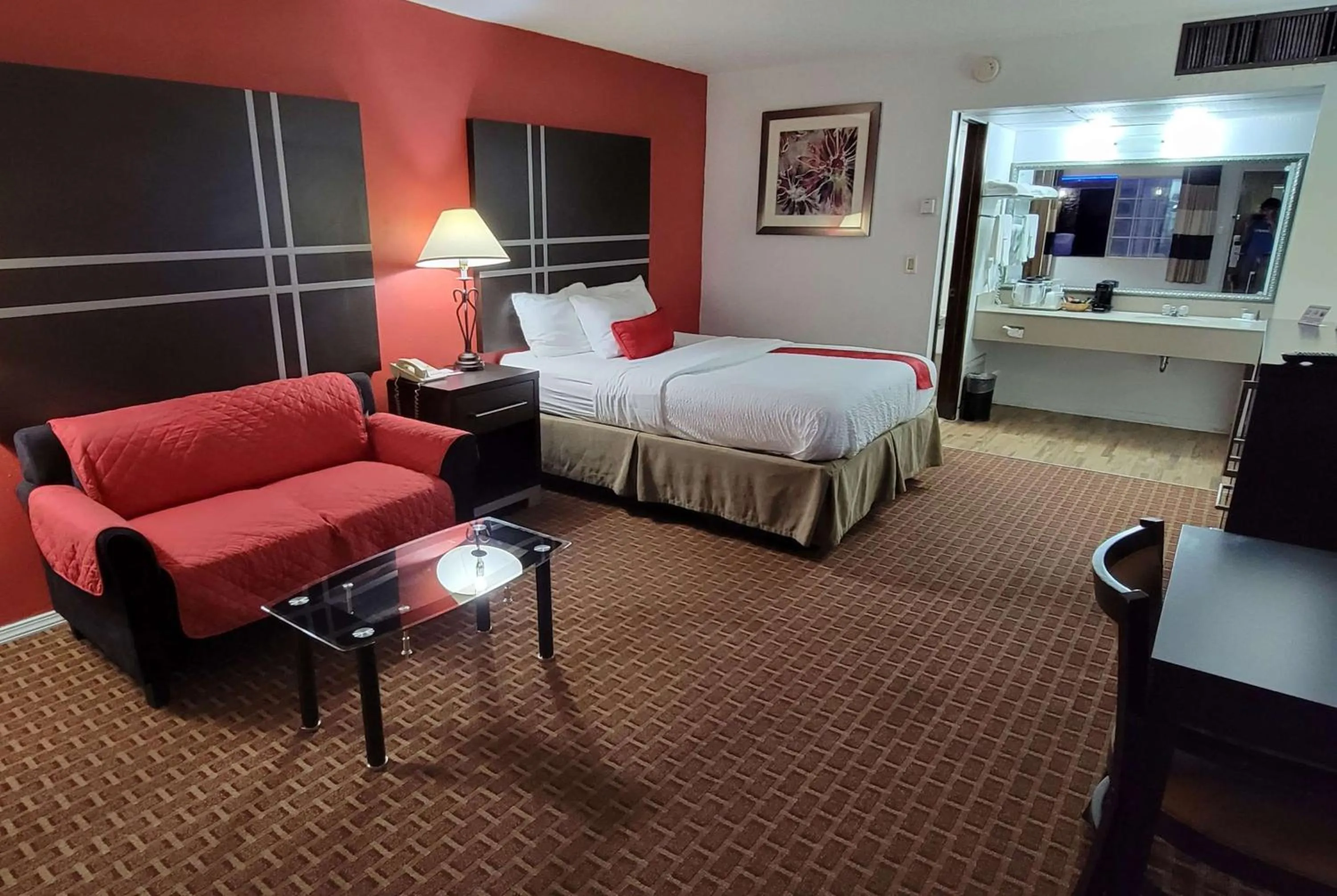 Photo of the whole room, Bed in Ramada by Wyndham Mountain Home
