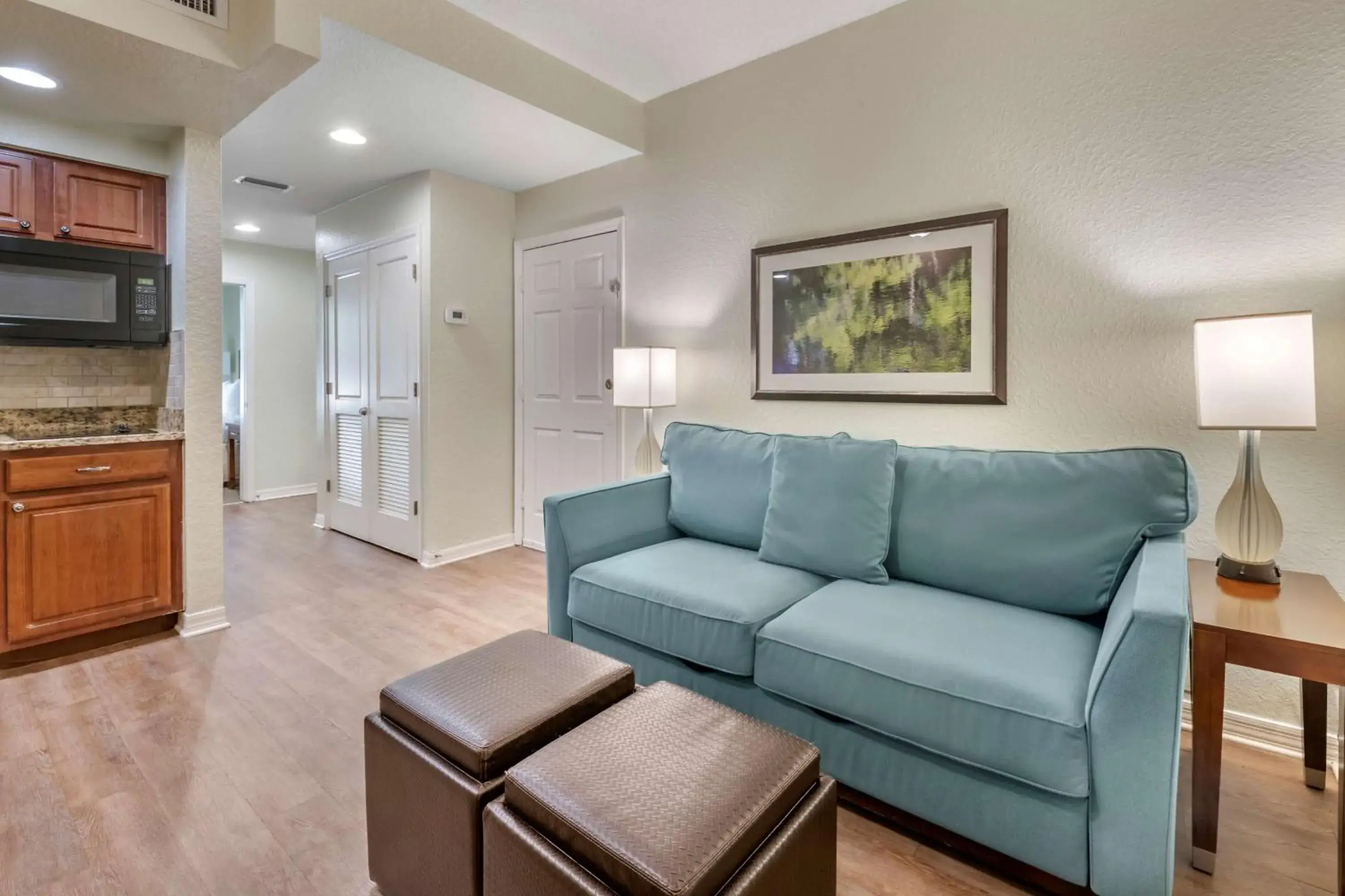 One-Bedroom Queen Suite in Hilton Vacation Club Mystic Dunes Orlando One-Bedroom Queen Suite in Hilton Vacation Club Mystic Dunes Orlando