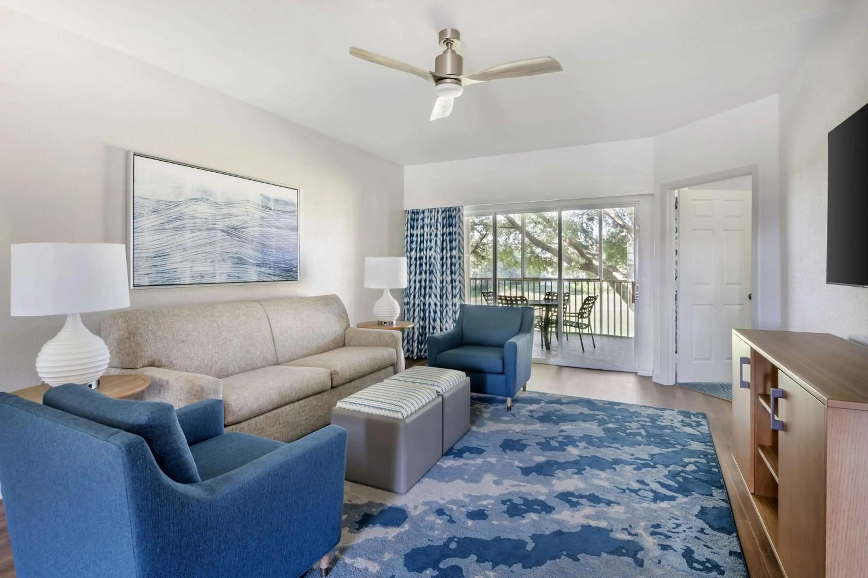 Living room in Hilton Vacation Club Mystic Dunes Orlando