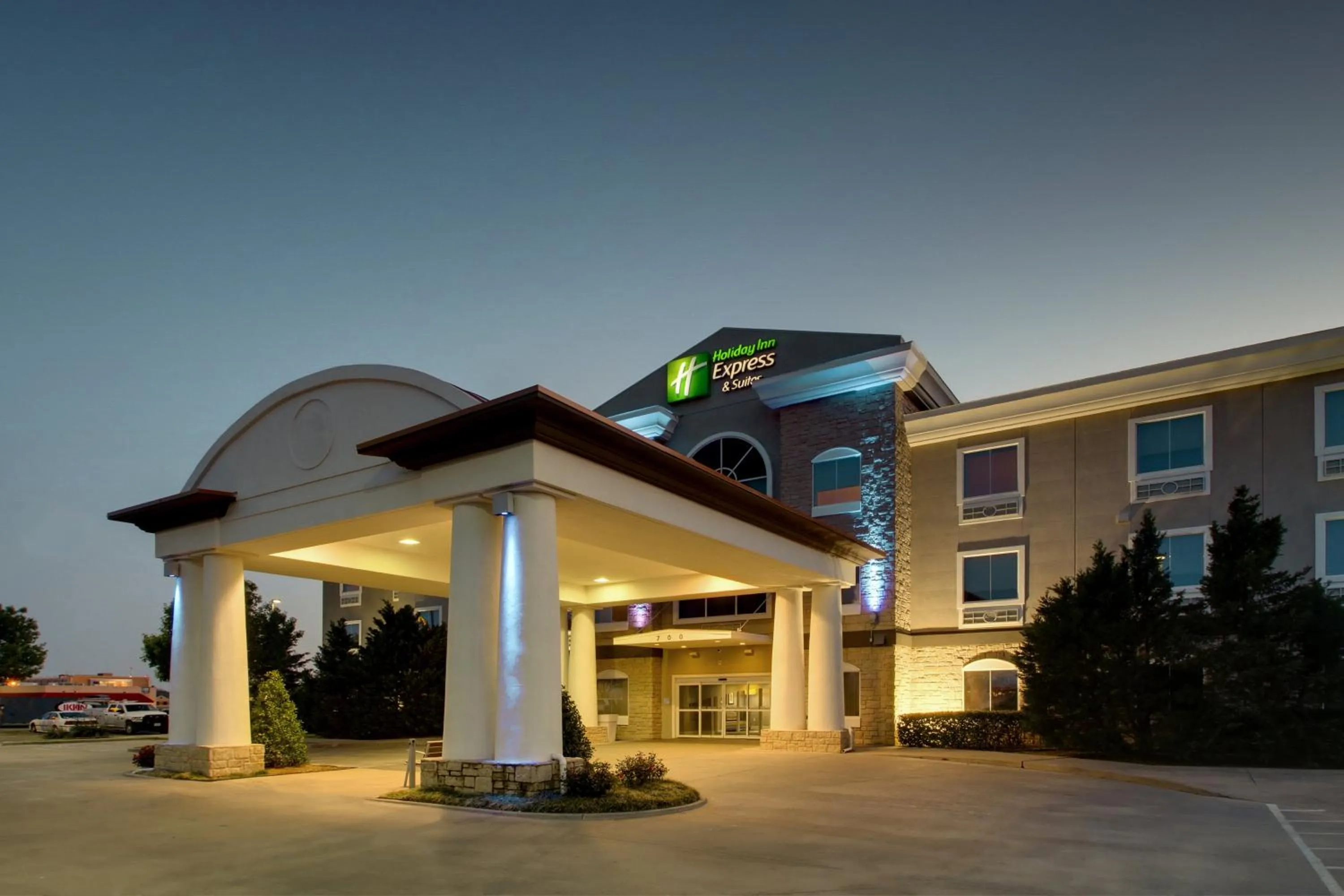 Property building in Holiday Inn Express Vernon College Area Highway 287 by IHG