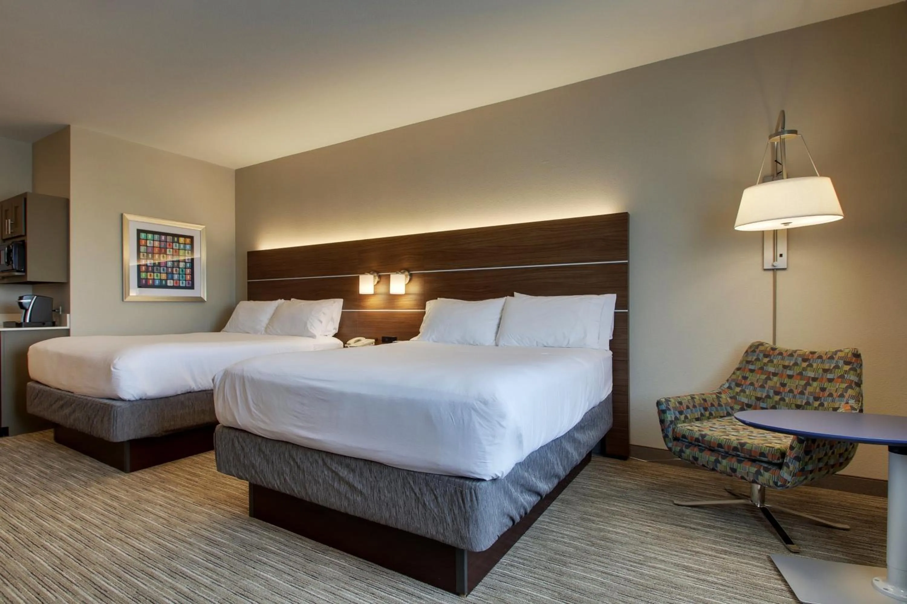 Photo of the whole room, Bed in Holiday Inn Express Vernon College Area Highway 287 by IHG