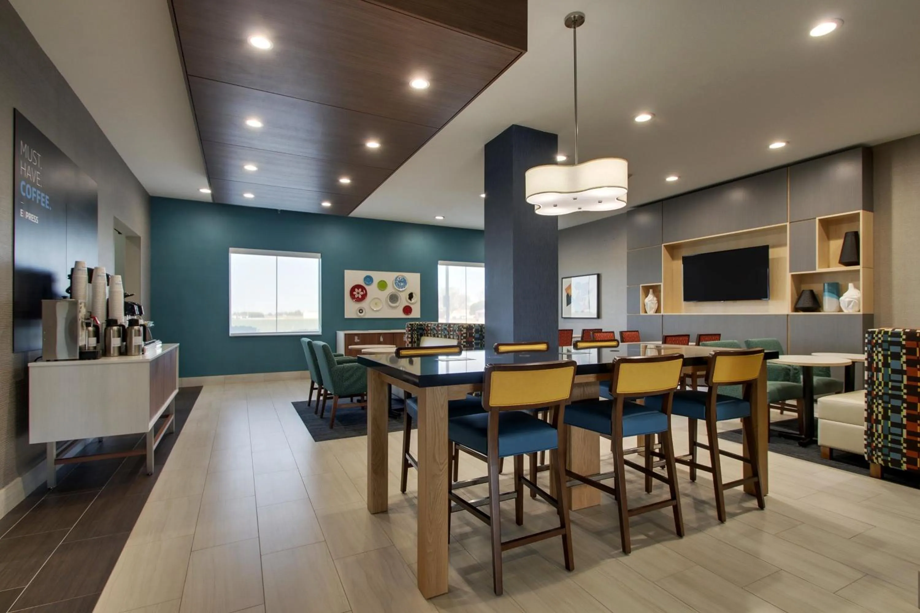 Breakfast in Holiday Inn Express Vernon College Area Highway 287 by IHG