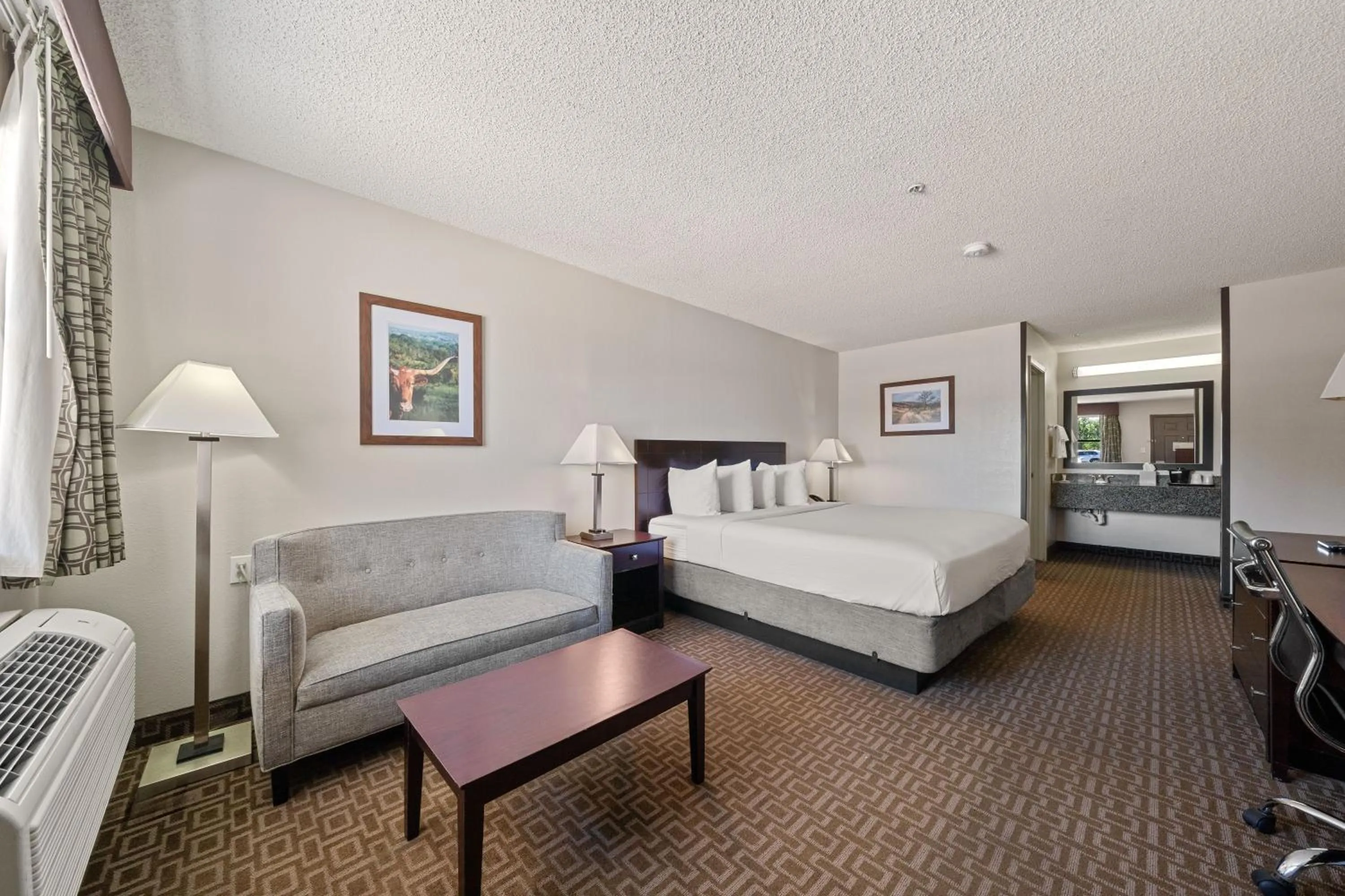 Bed in Days Inn by Wyndham Round Rock