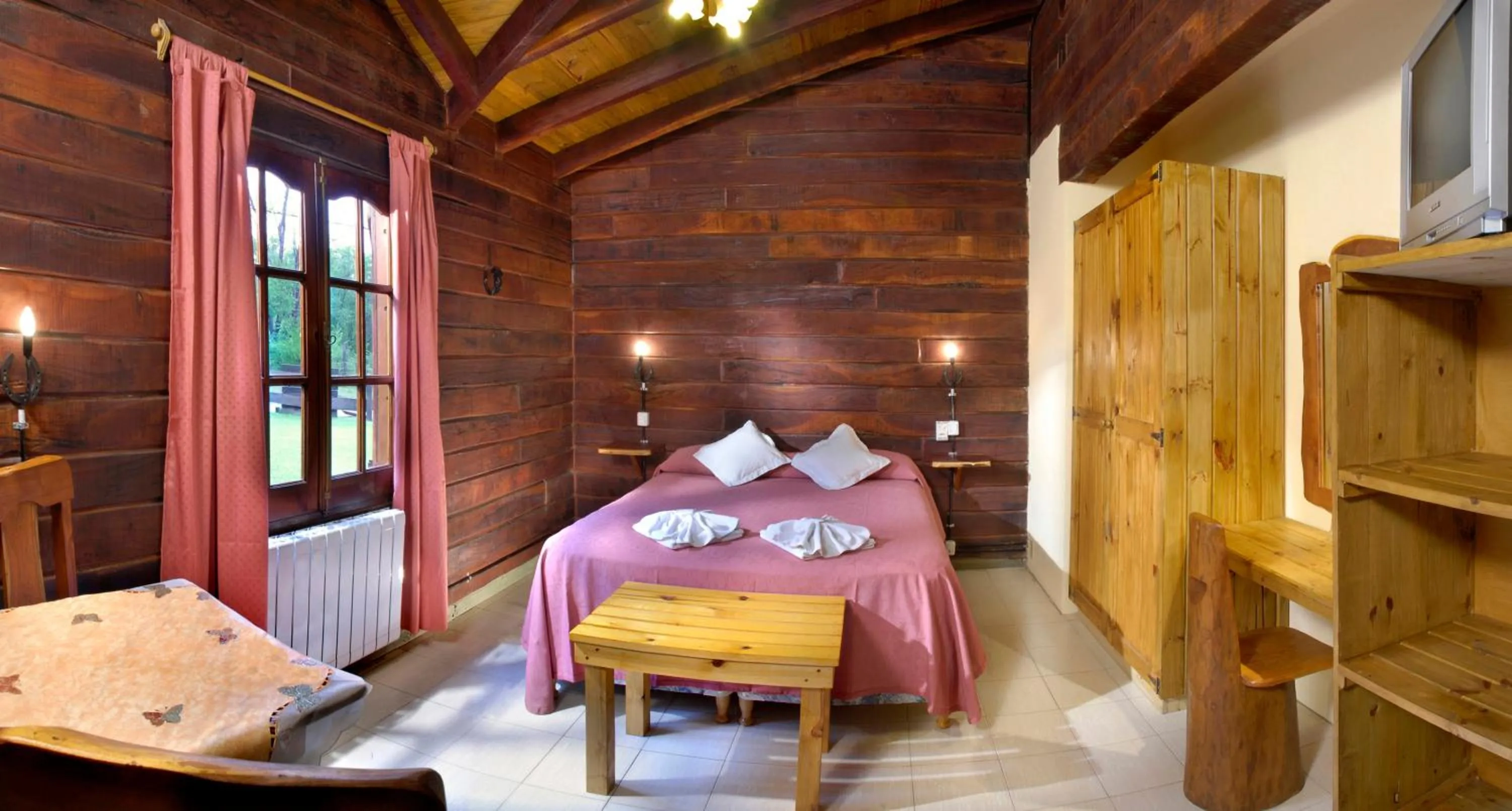 Photo of the whole room, Bed in Posada Pfullendorf - Adults Only