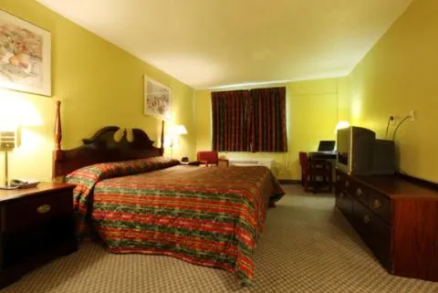Americas Best Value Inn Macomb