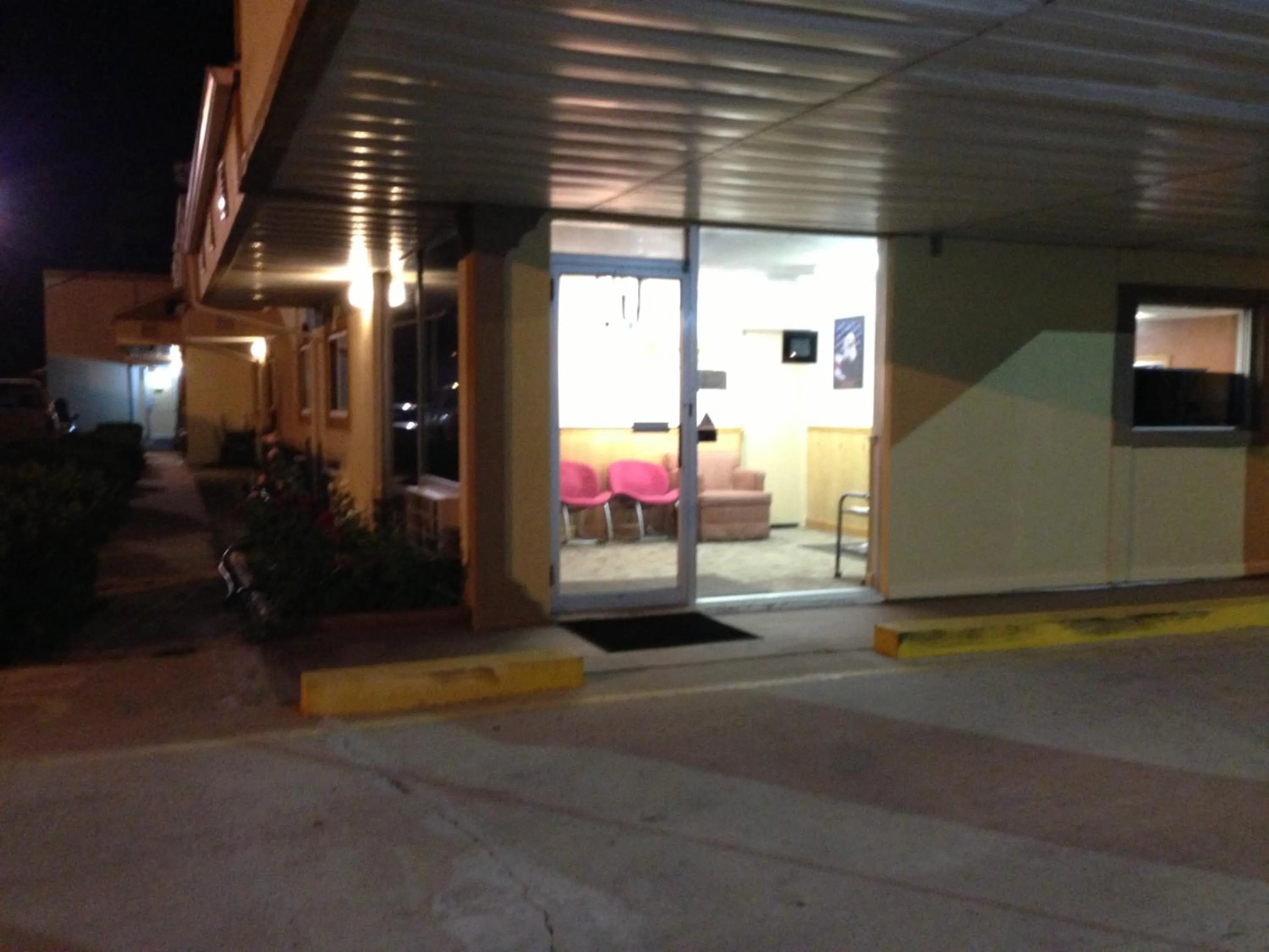 Americas Best Value Inn Macomb