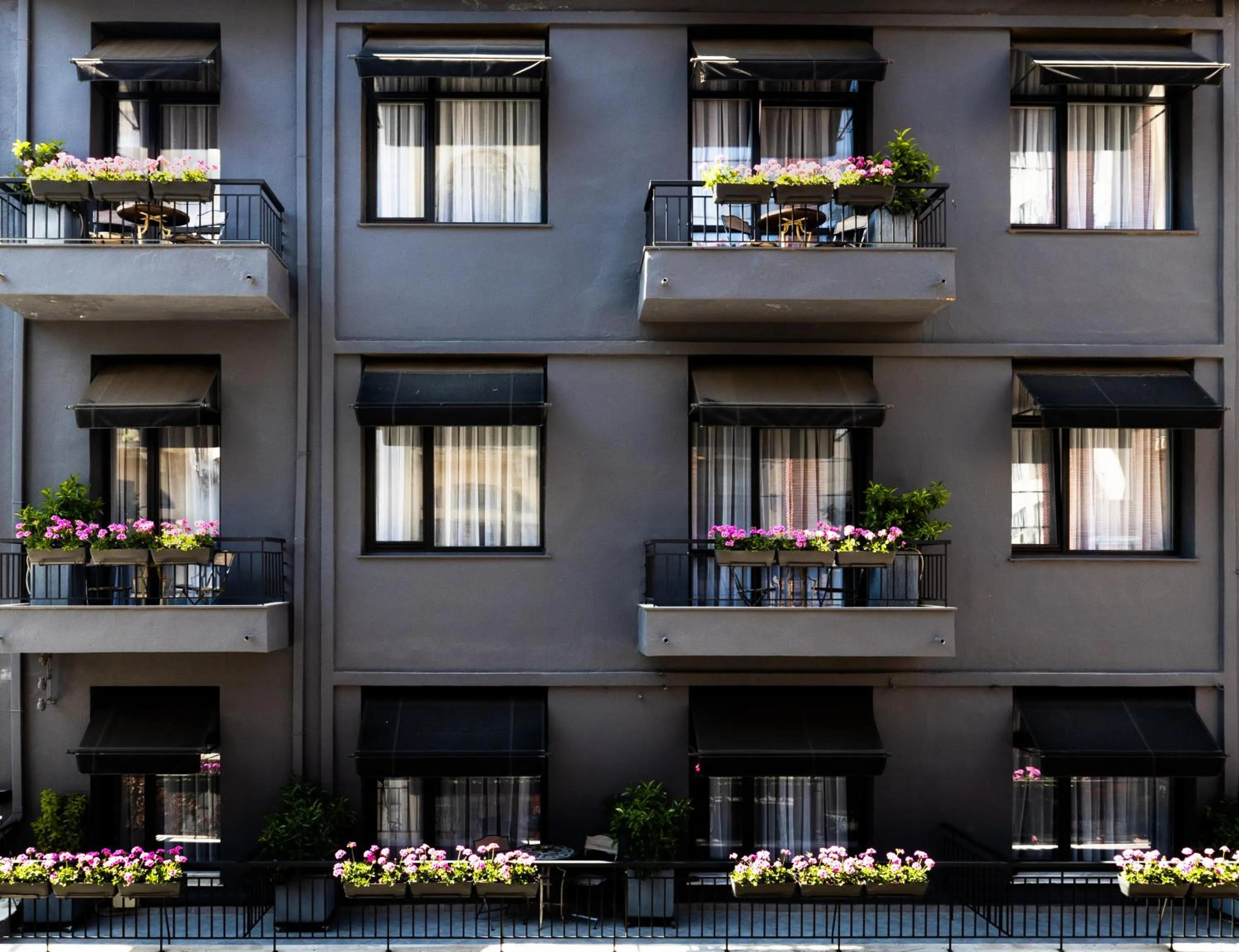 Property building in The Mood Luxury Rooms