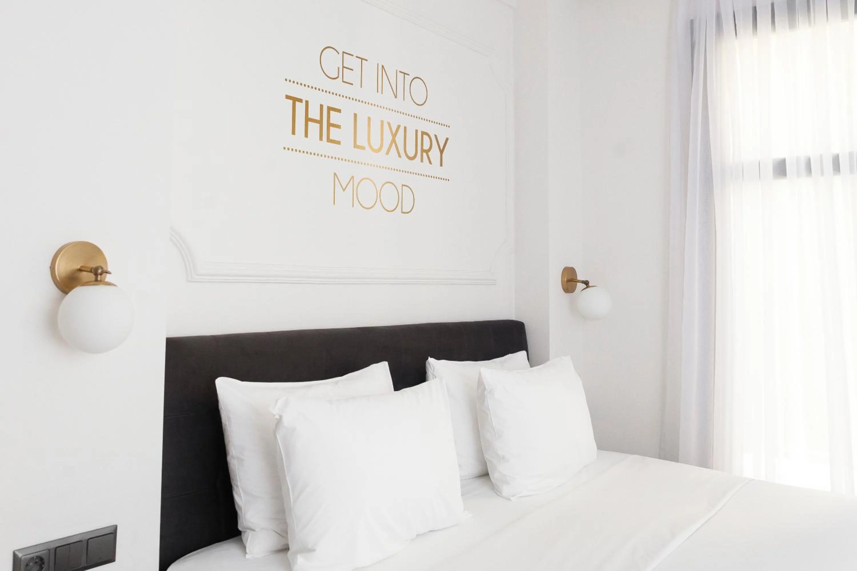 Bed in The Mood Luxury Rooms