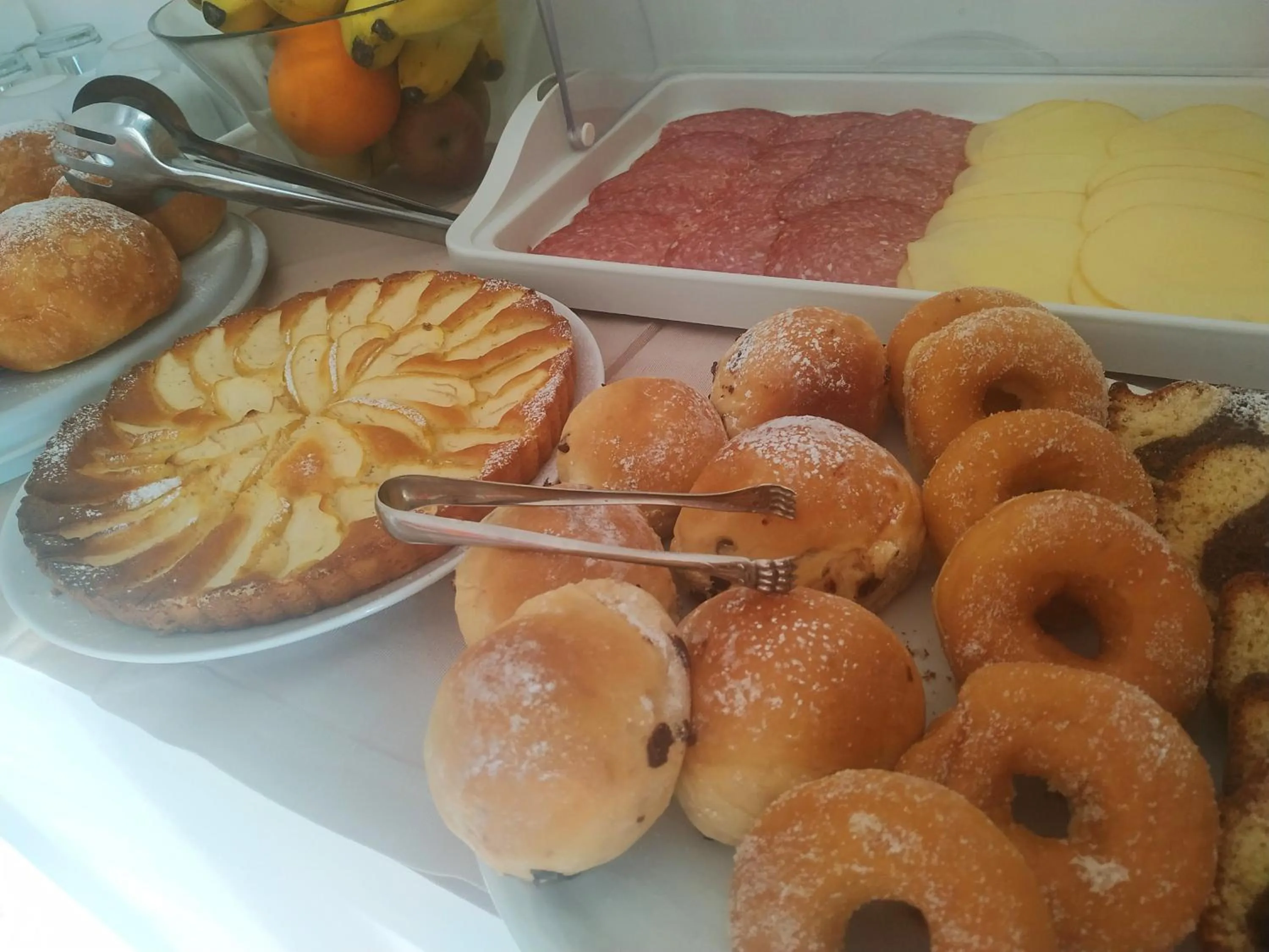 Breakfast in Villa Susy Relais