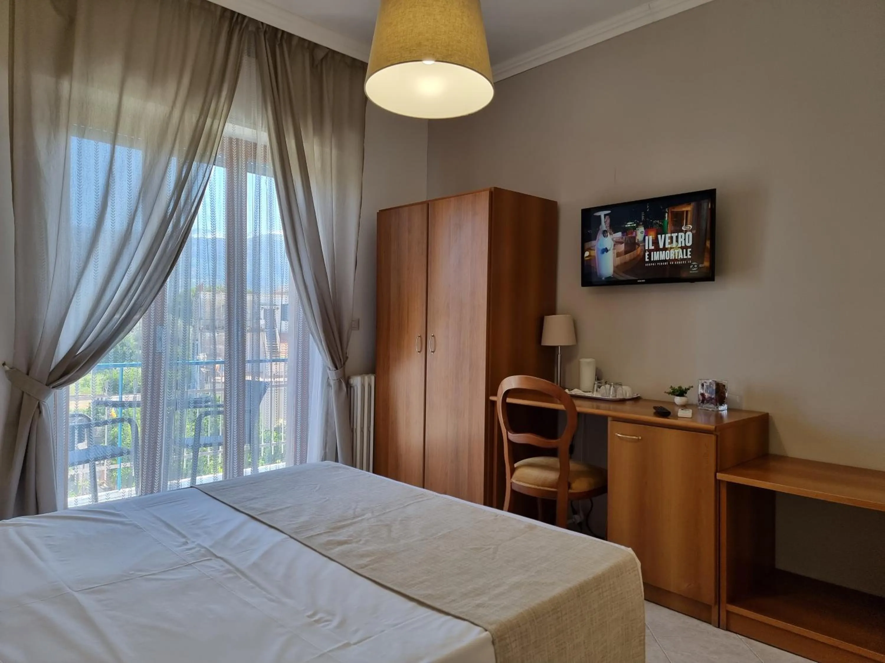 Communal lounge/ TV room in Villa Susy Relais