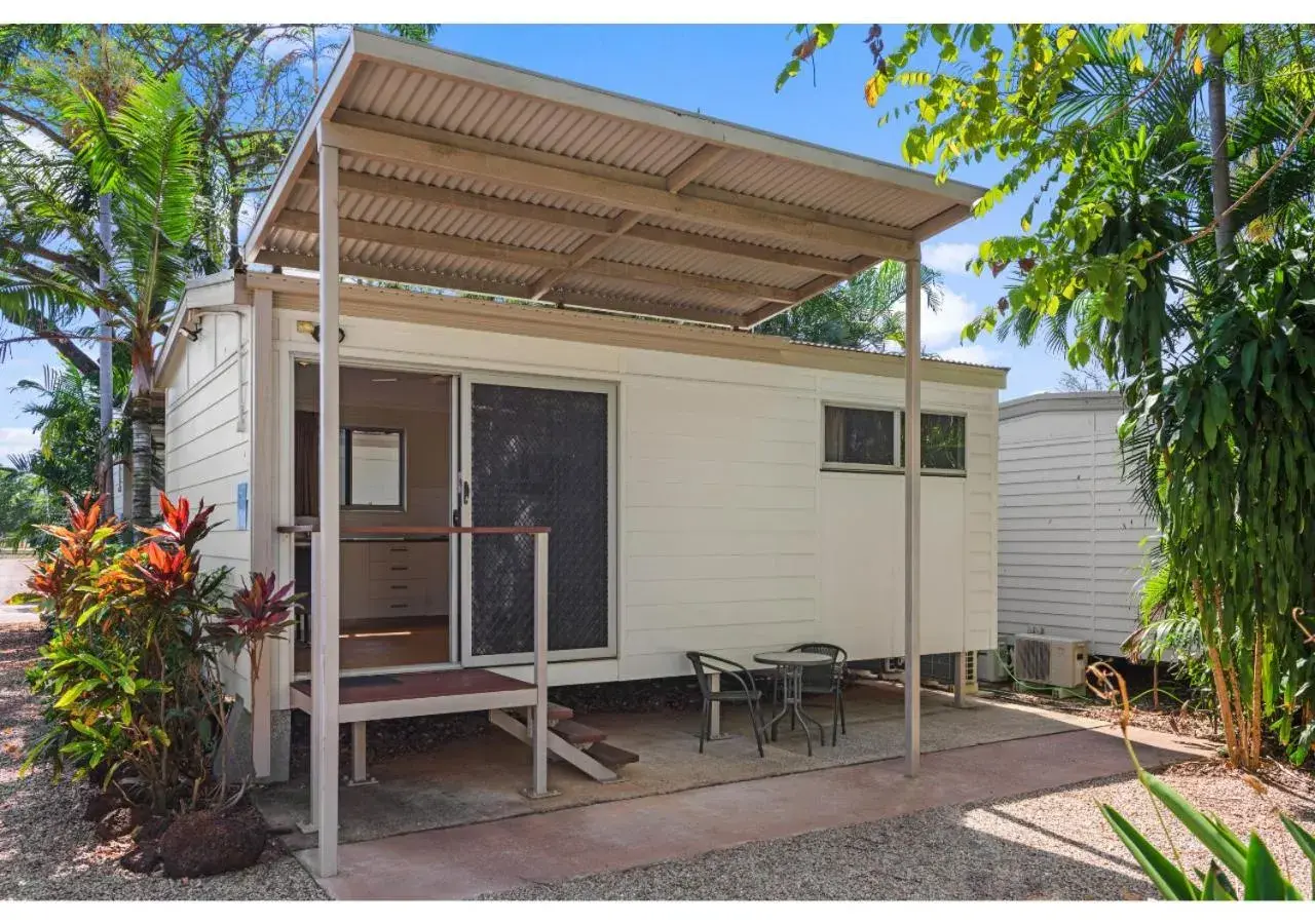 Superior 1 Bedroom Cabin in Discovery Parks - Darwin Superior 1 Bedroom Cabin in Discovery Parks - Darwin