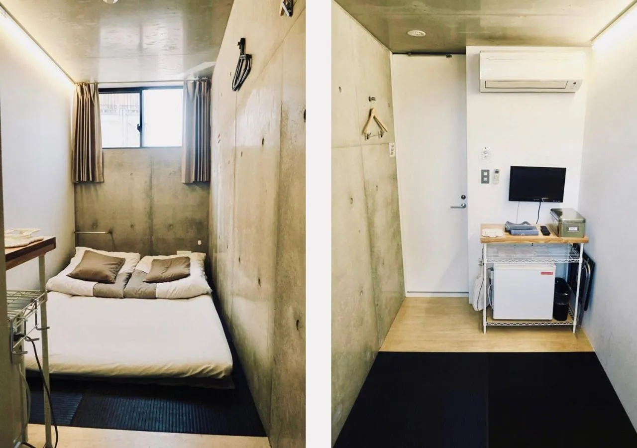 Photo of the whole room in Kangaroo Hotel