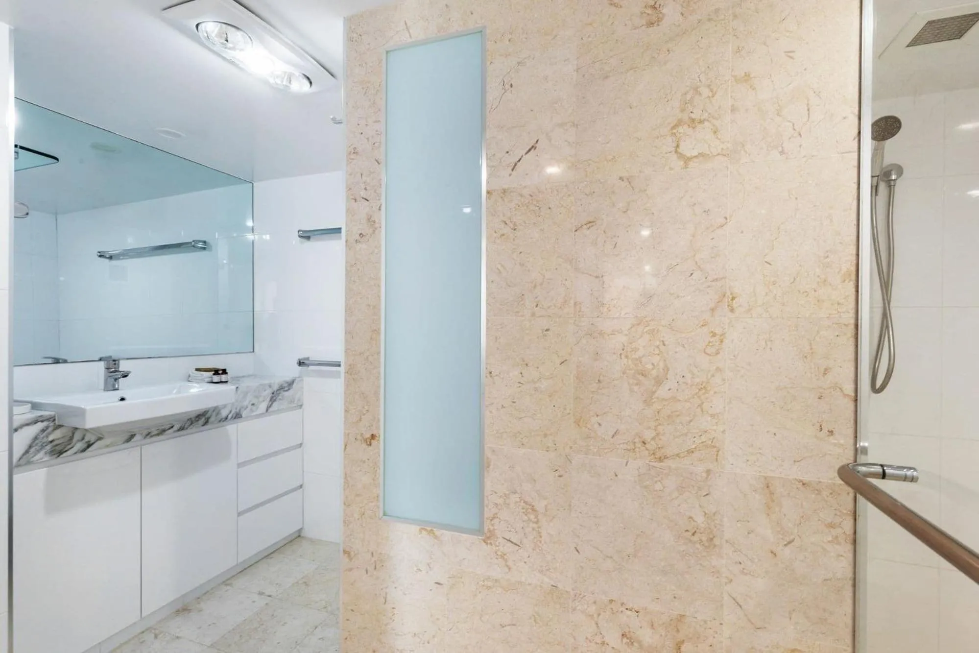 Shower in Dorchester On The Beach