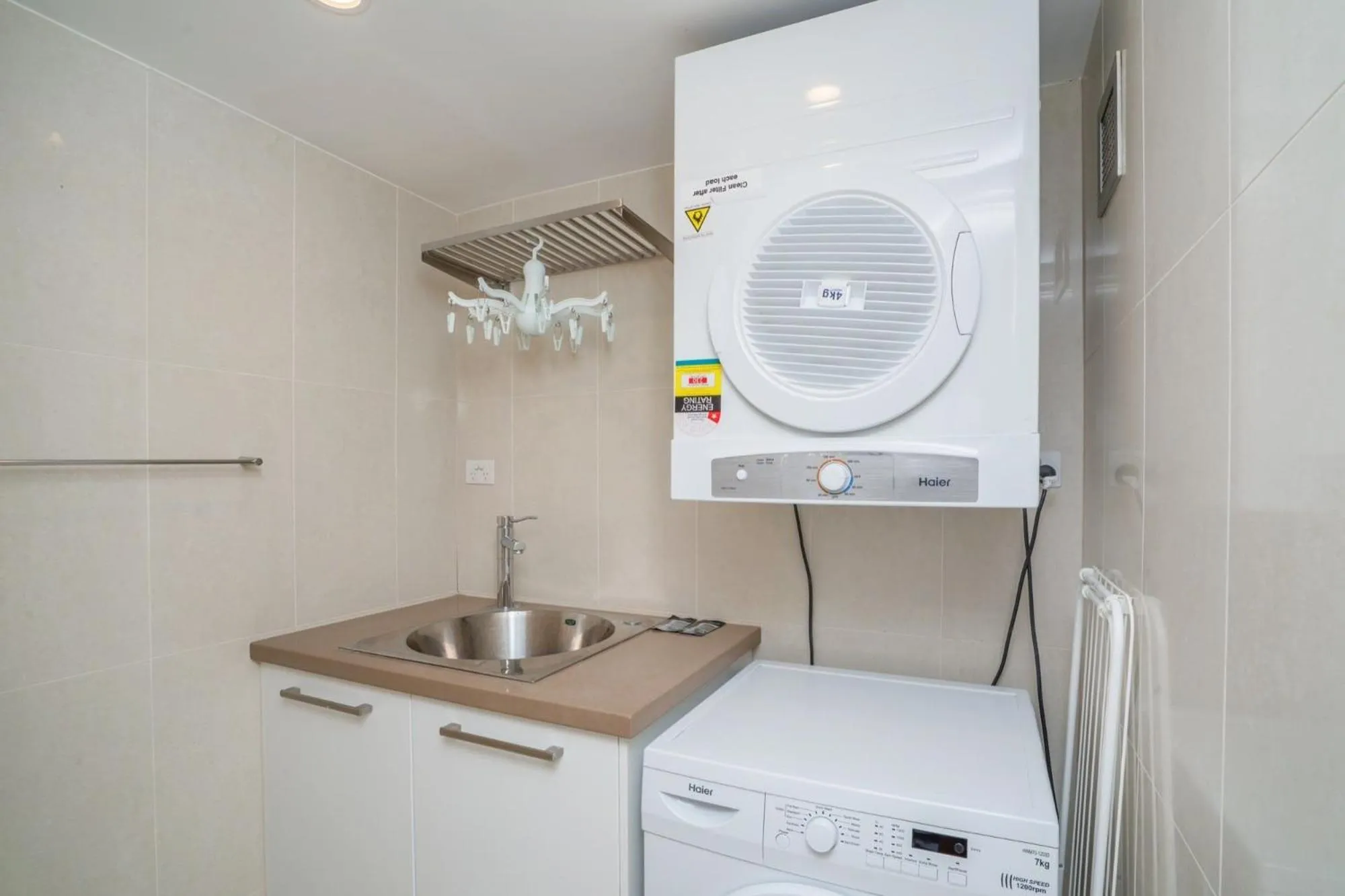 washing machine in Dorchester On The Beach