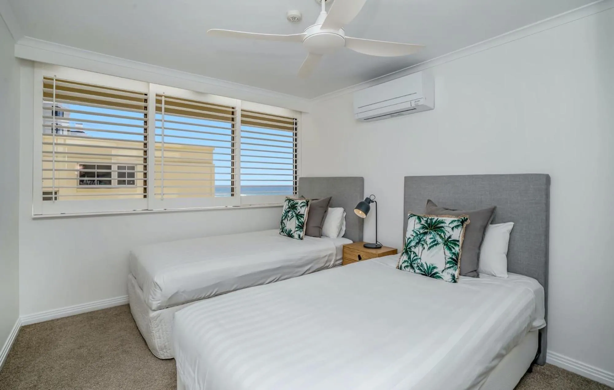 Bedroom, Bed in Dorchester On The Beach