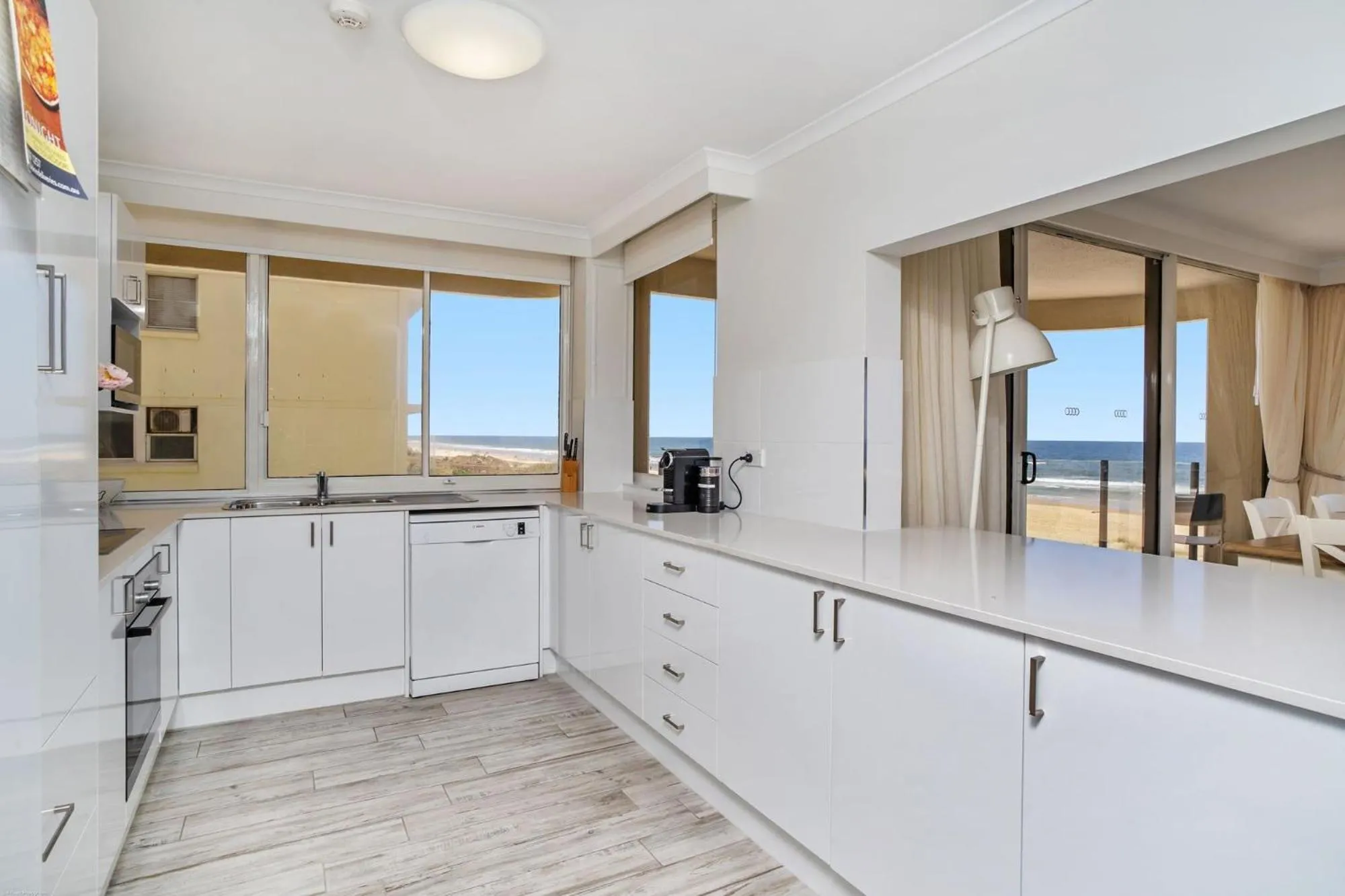 Kitchen or kitchenette in Dorchester On The Beach