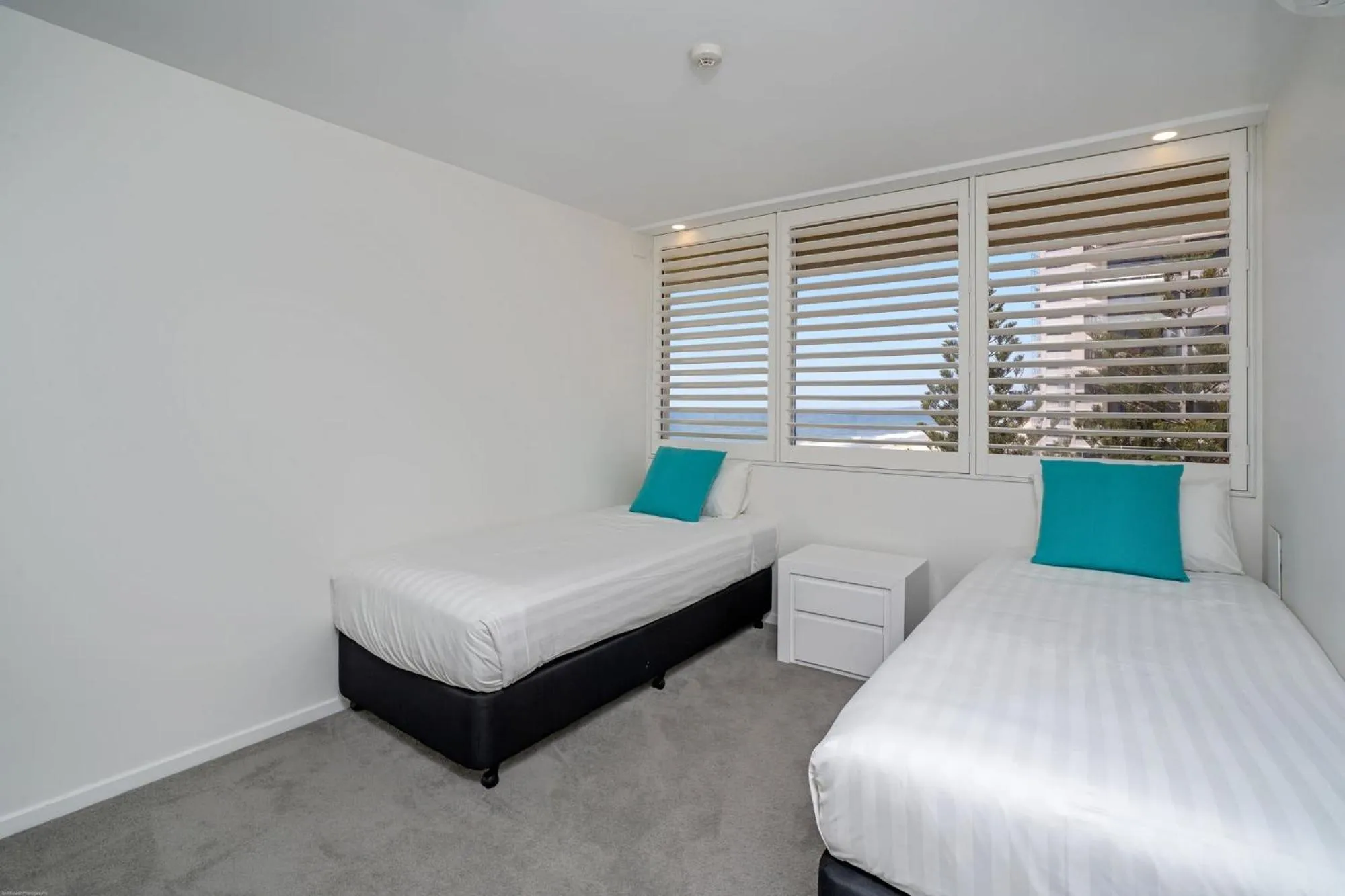 Bed in Dorchester On The Beach