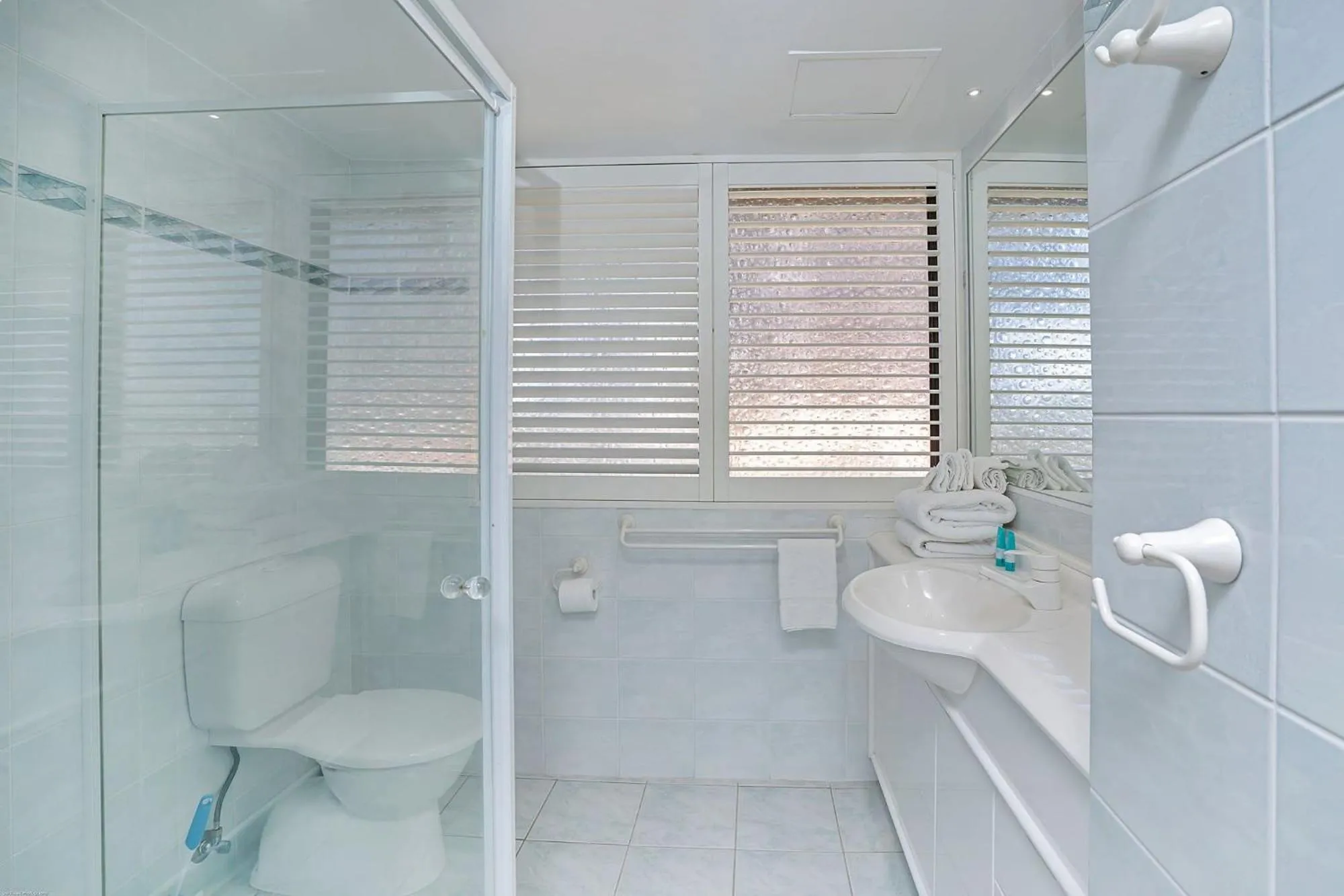 Bathroom in Dorchester On The Beach