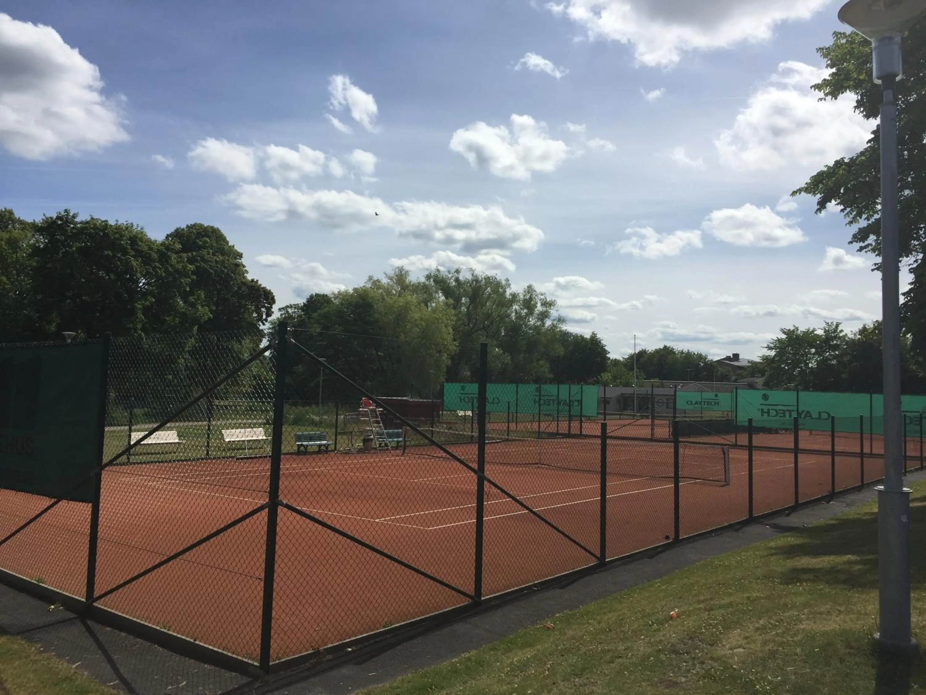 Tennis court in Waterside Mariestad