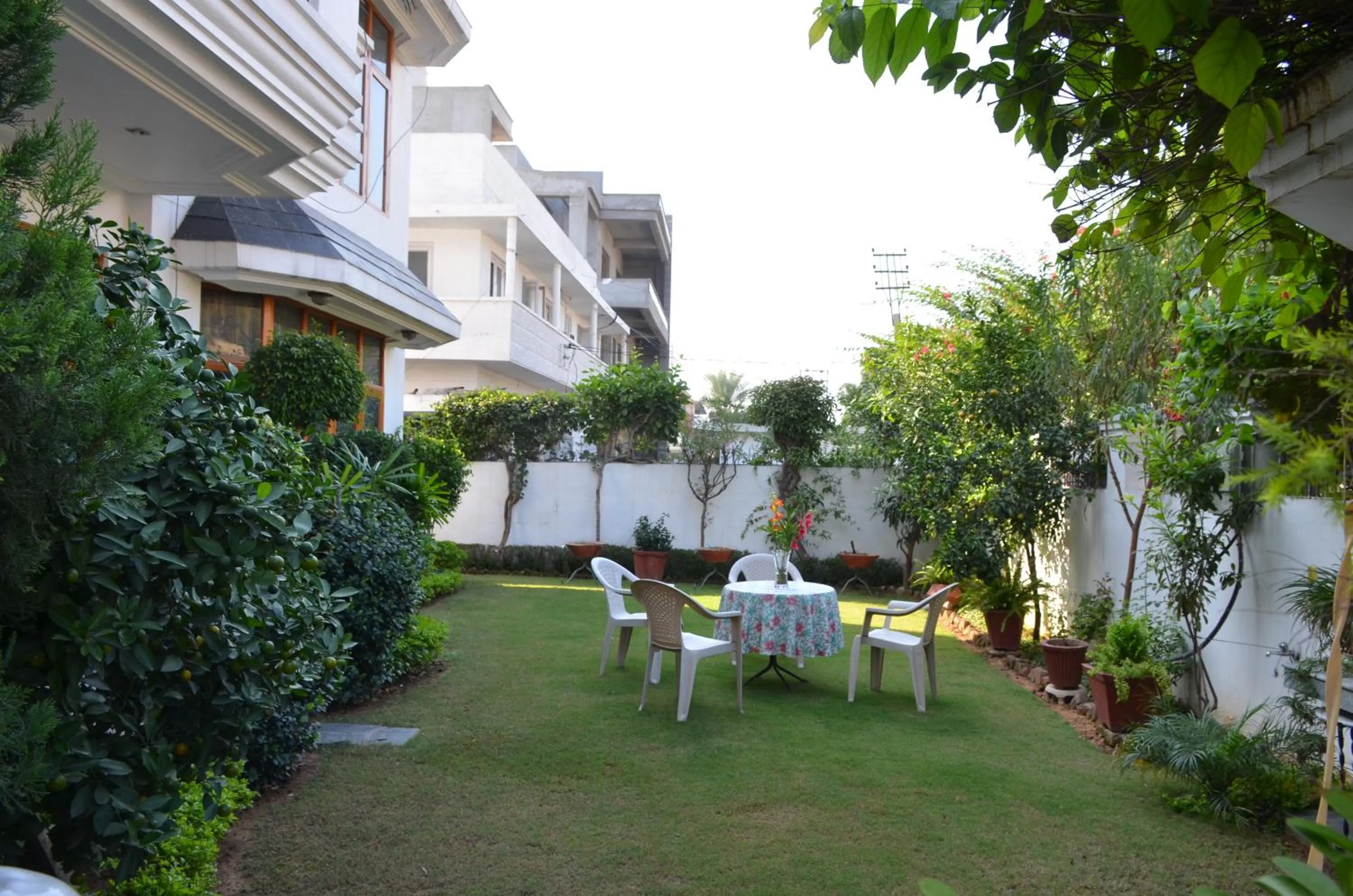 Property building in Sandy's Homestay