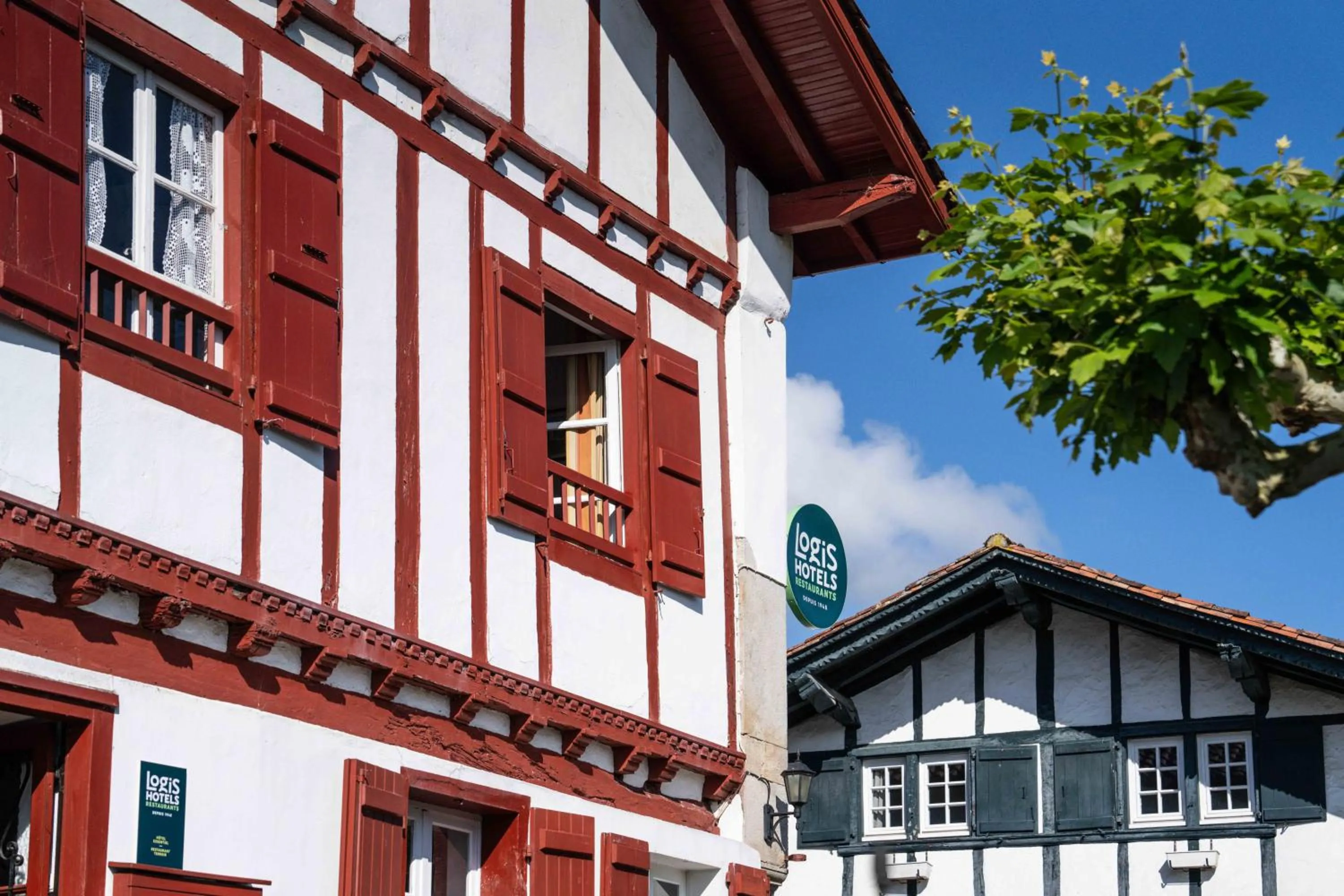 Logis Hôtel Baratxartea