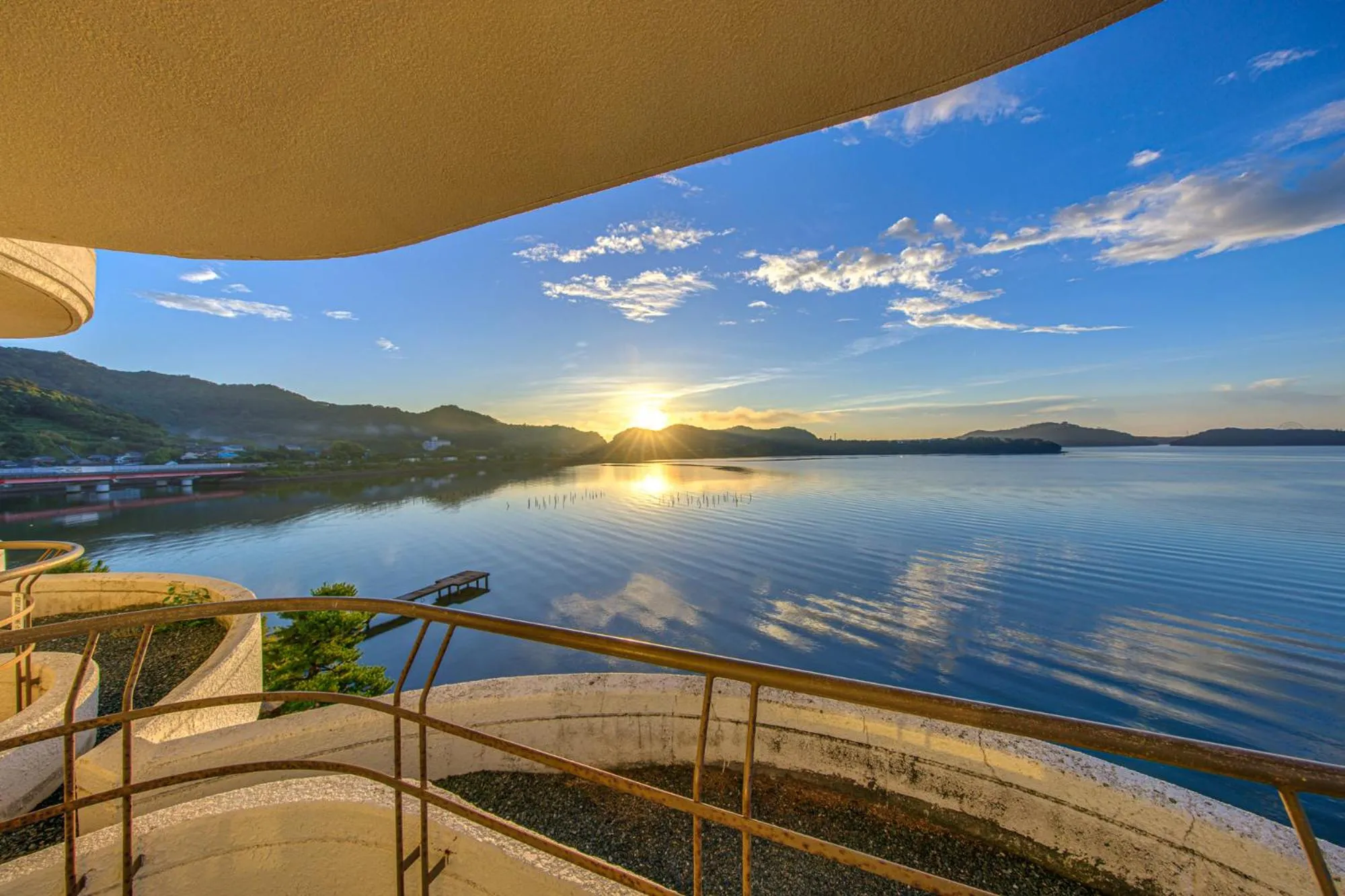 Lake view in Hotel Green Plaza Hamanako