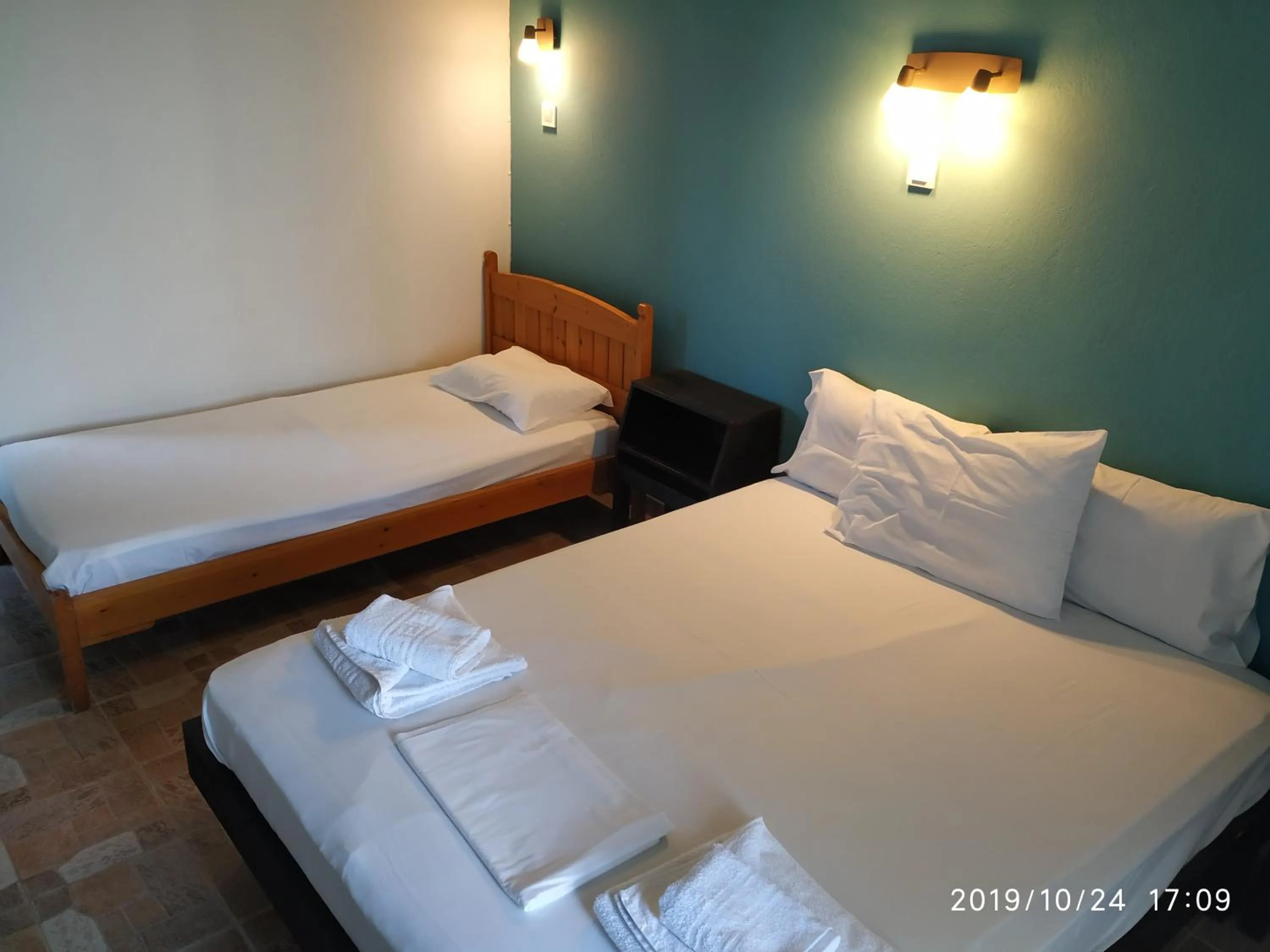 Photo of the whole room in Hotel Votsala