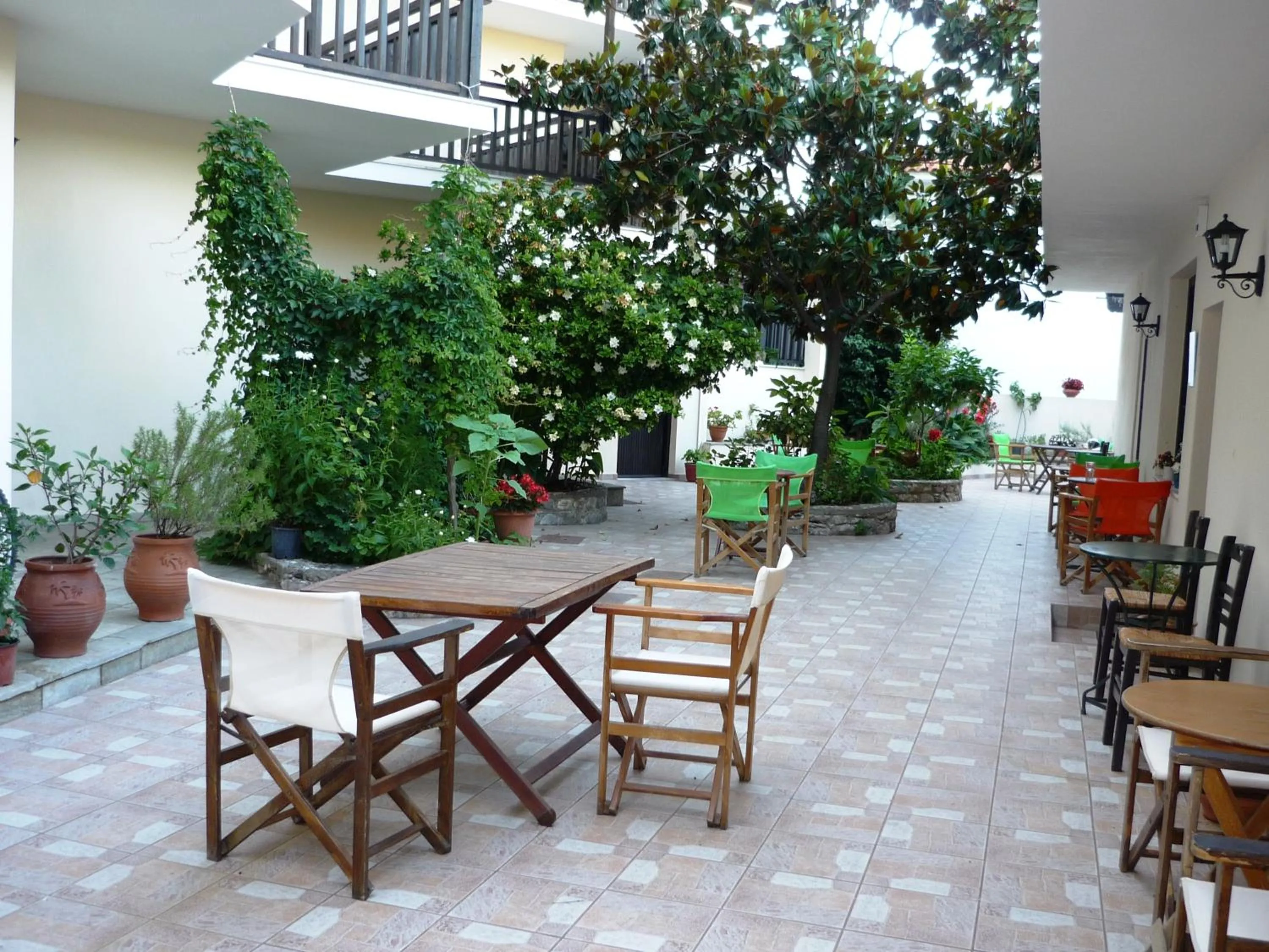 Patio in Hotel Votsala