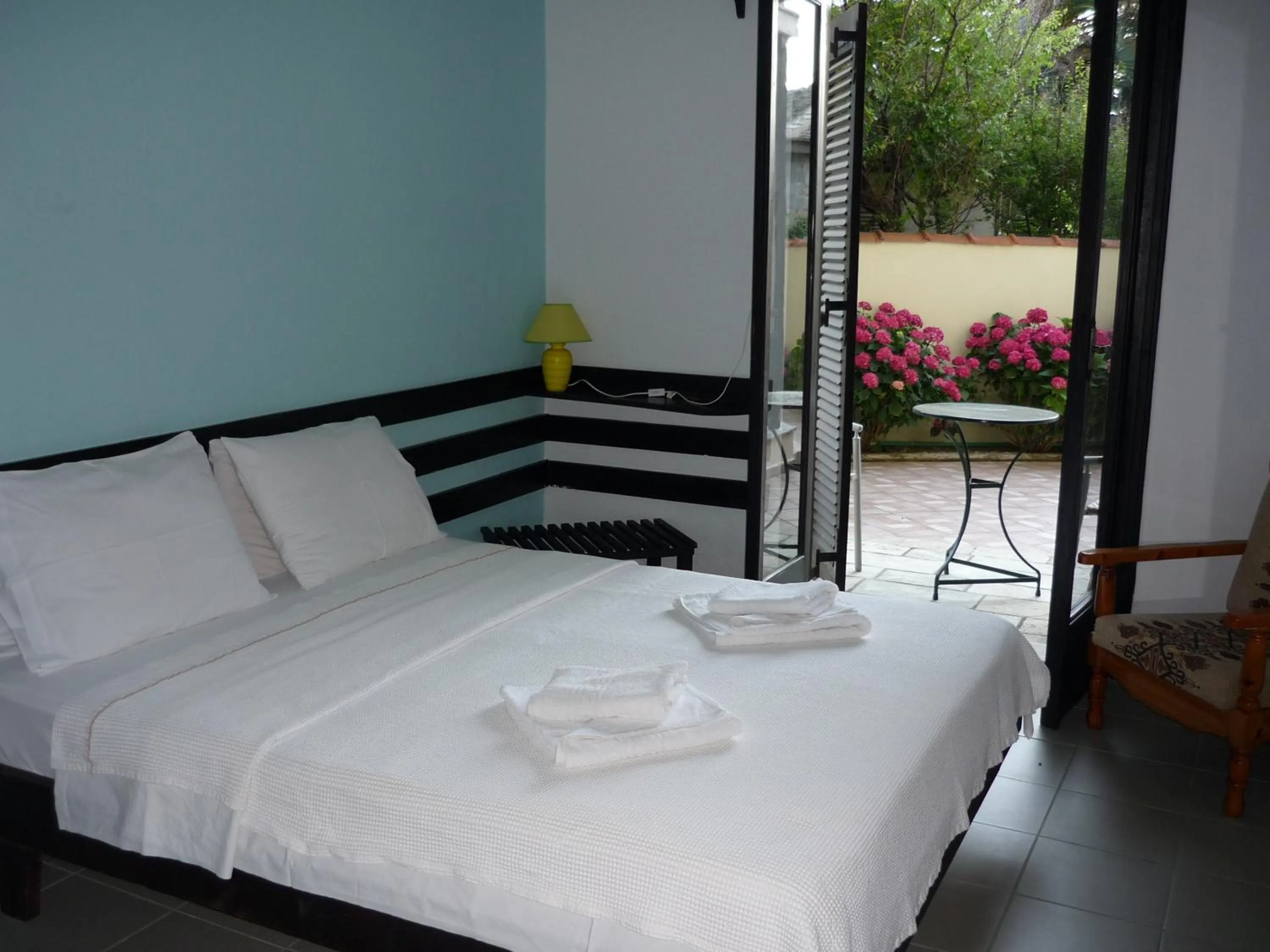 Bed in Hotel Votsala