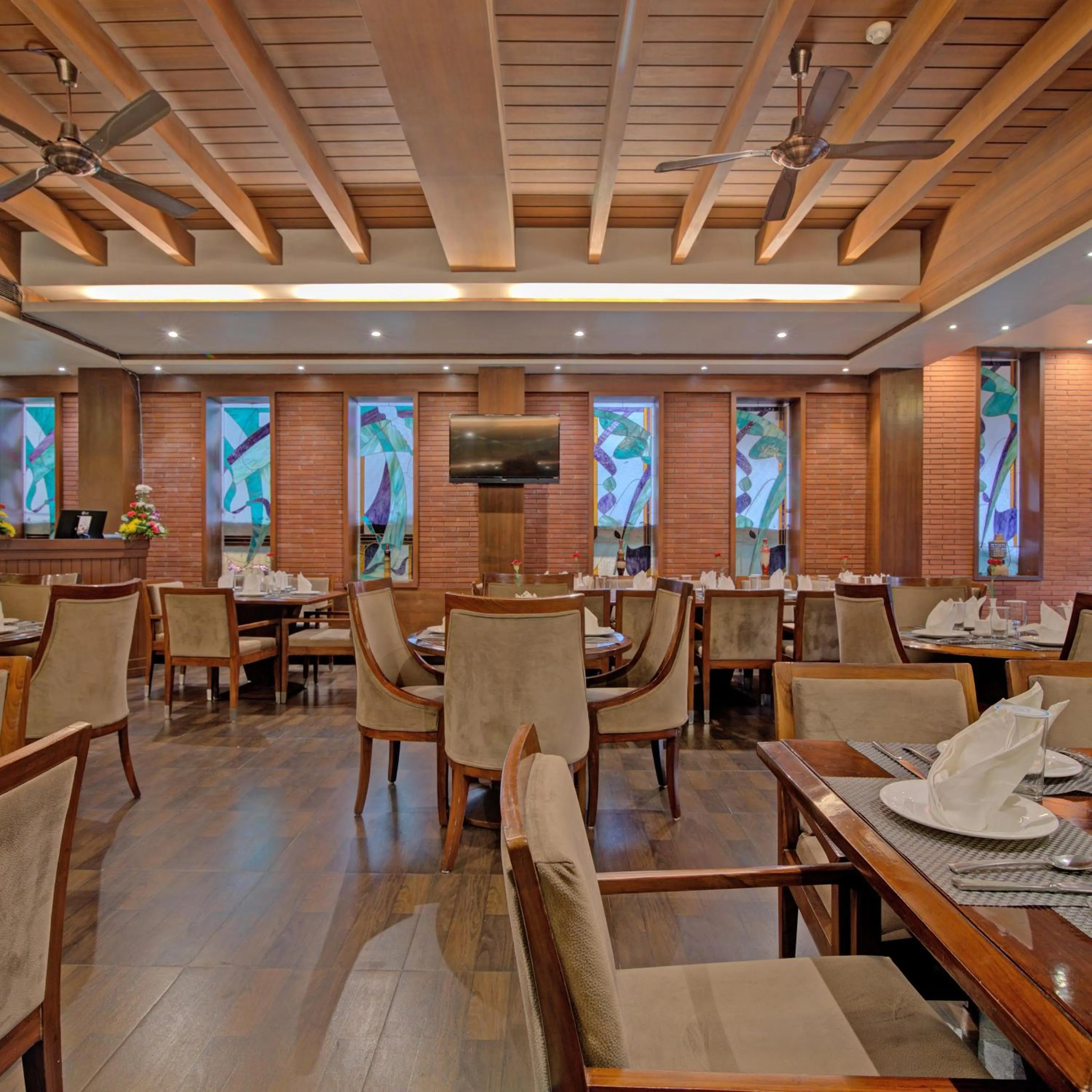 Restaurant/places to eat in Godwin Candolim,Goa