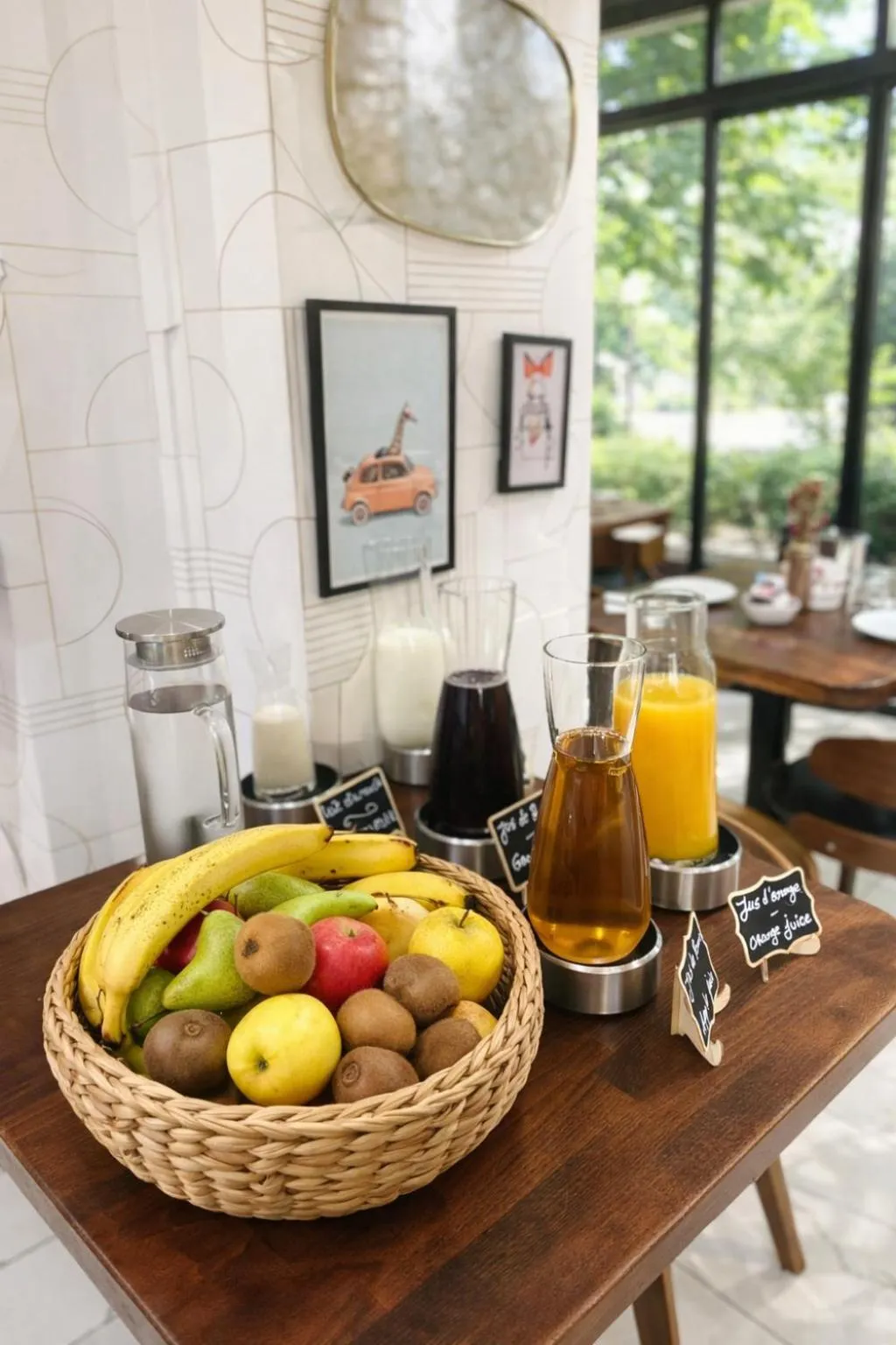 Breakfast in Hôtel Tilde