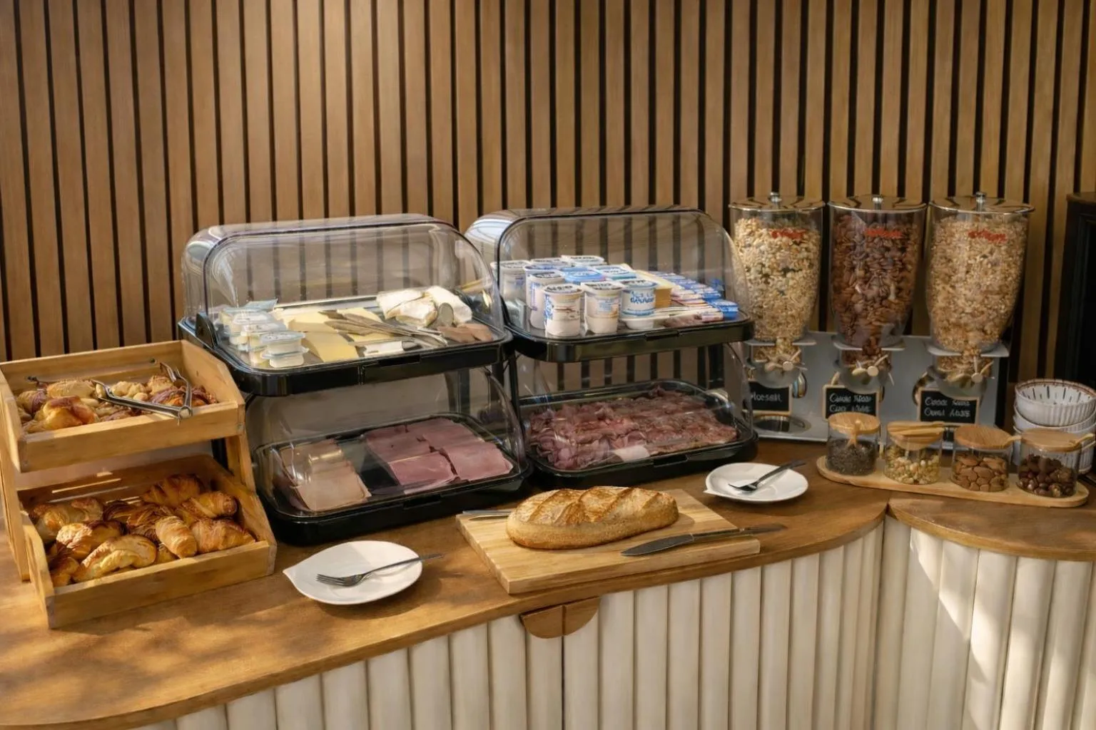 Breakfast in Hôtel Tilde