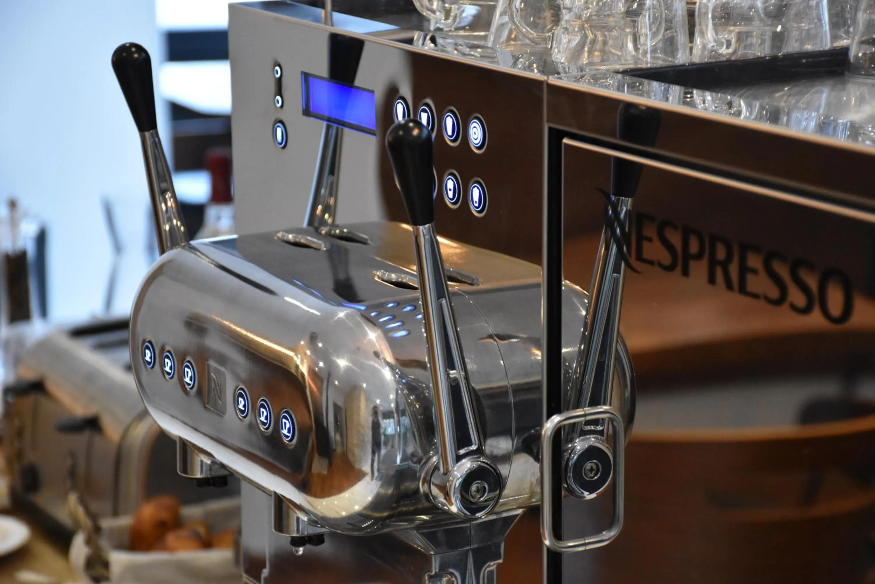 Buffet breakfast in Hôtel Tilde