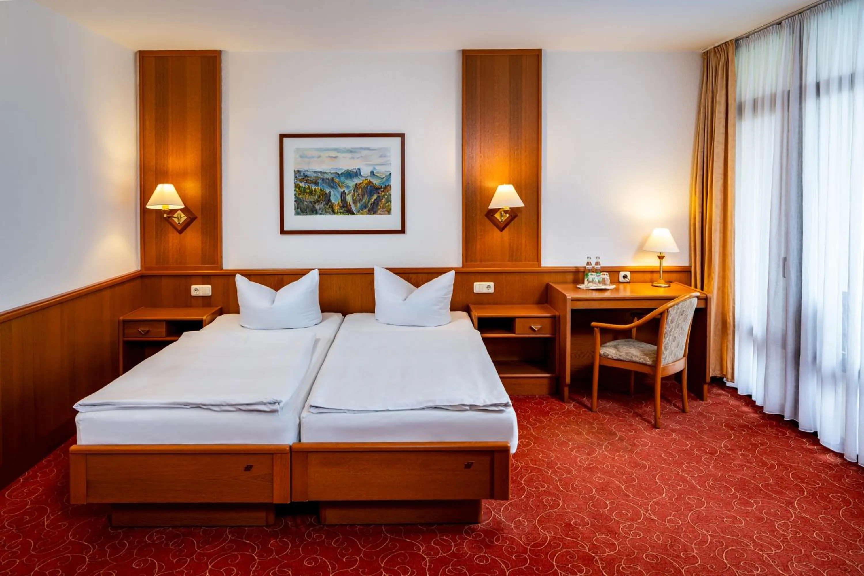 Photo of the whole room, Bed in Hotel Zur Post