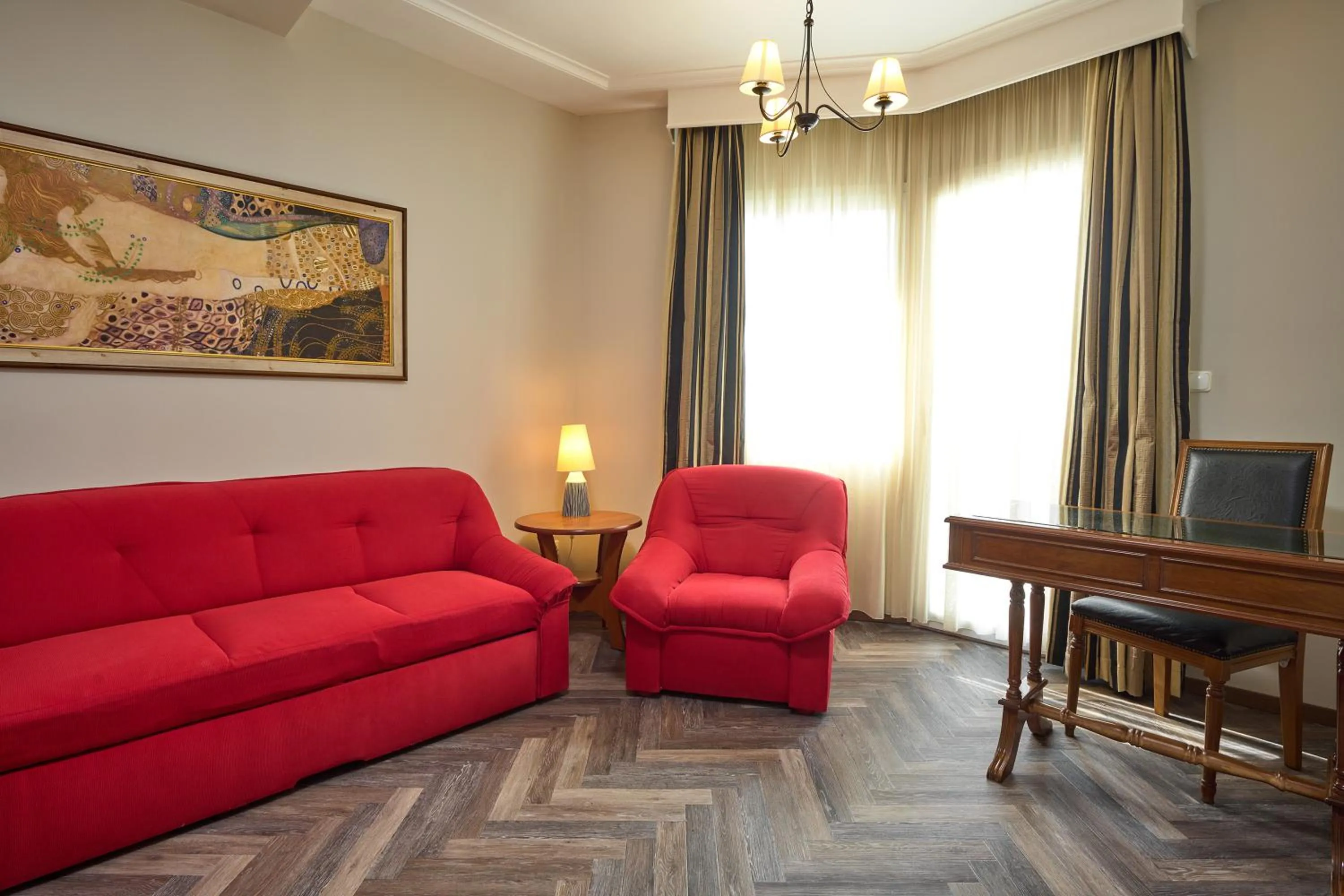 Living room in Iris Hotel