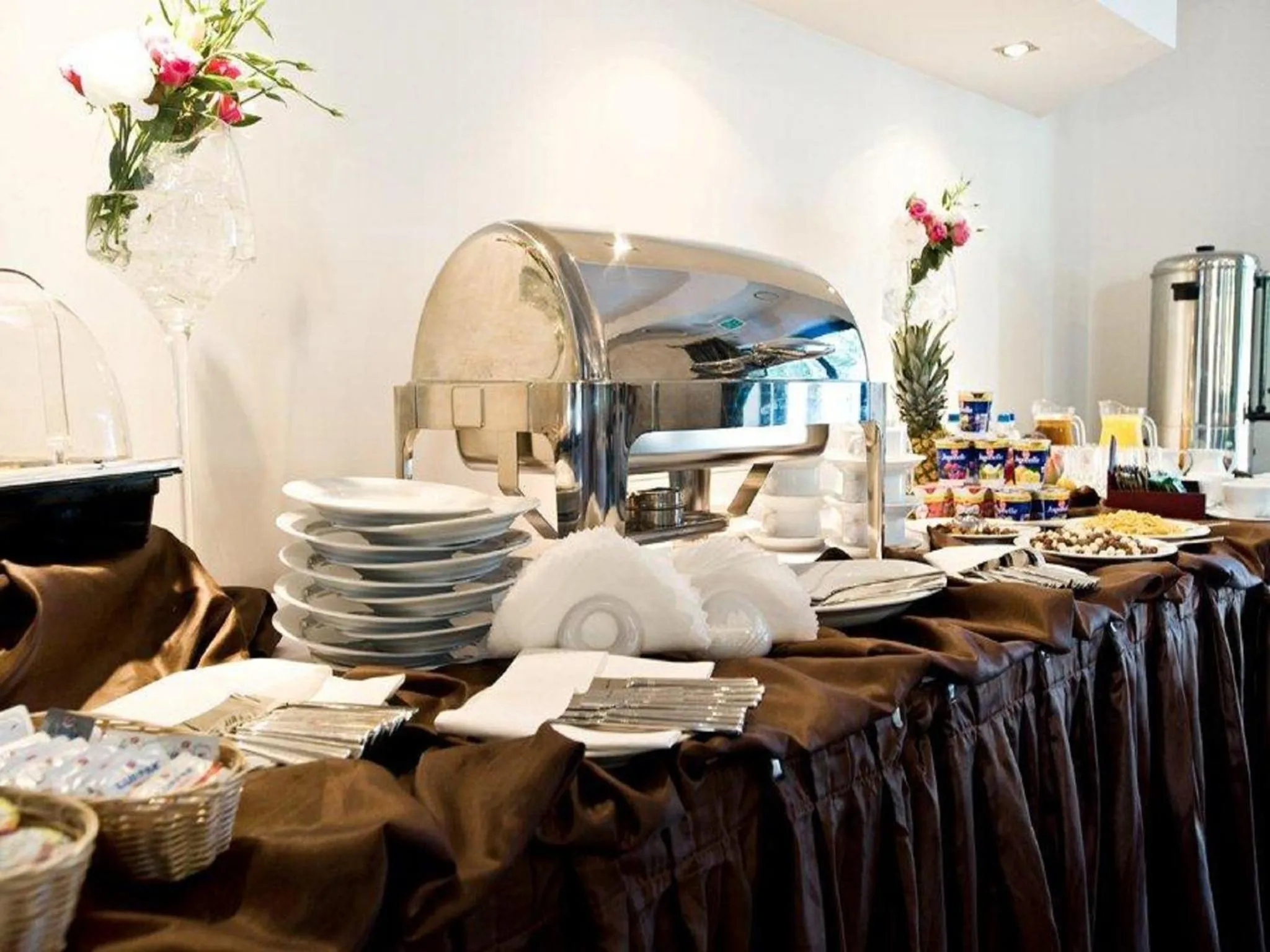 Restaurant/places to eat in Hotel Constancja