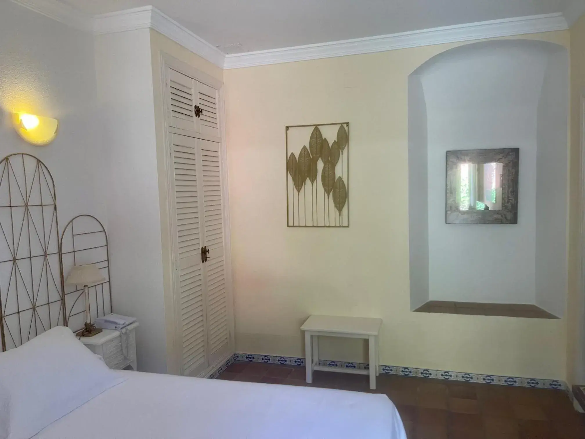 Double Room with Patio View in Hotel La Peña Double Room with Patio View in Hotel La Peña