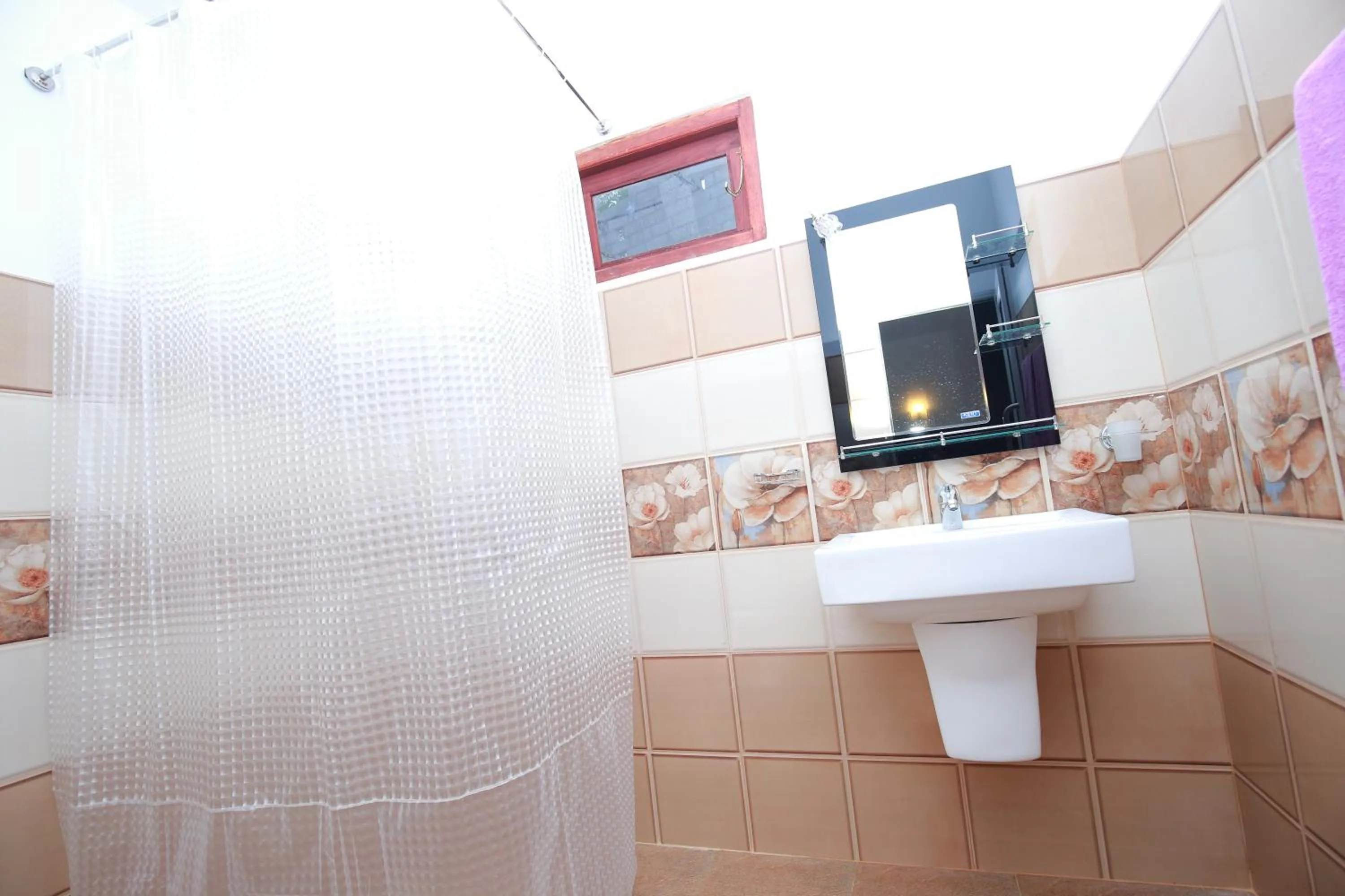 Bathroom in Ella Red Rock