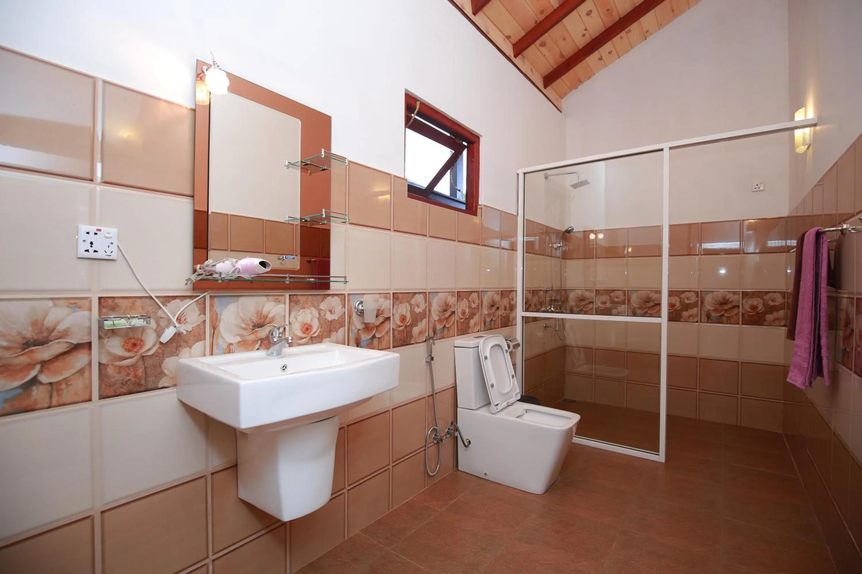 Bathroom in Ella Red Rock