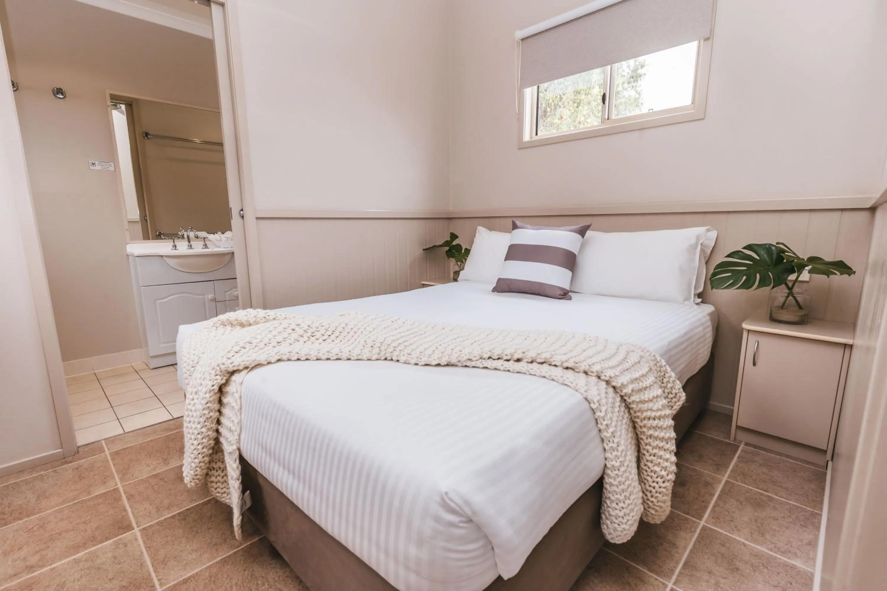 Bedroom, Bed in Clyde View Holiday Park