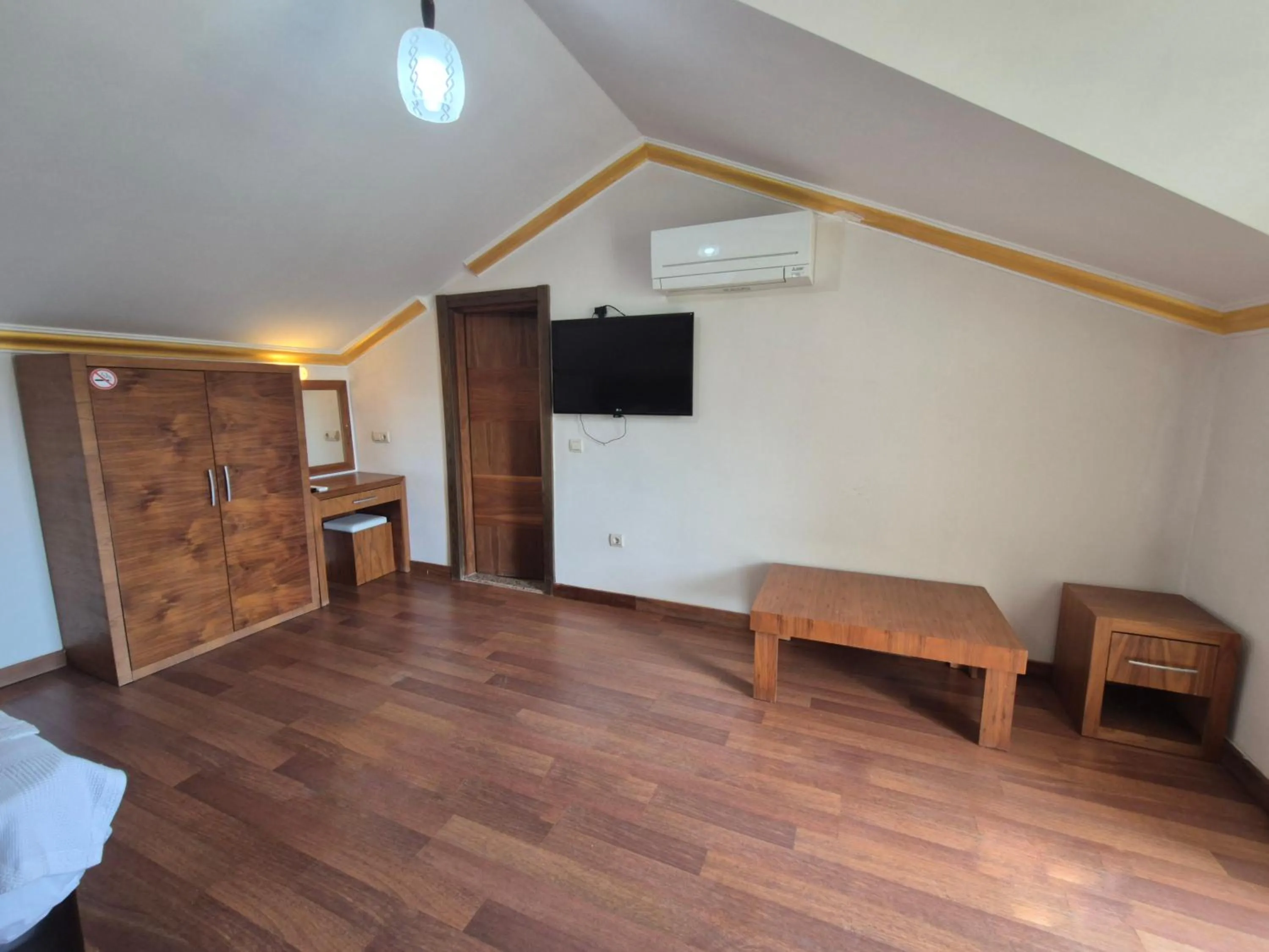 TV and multimedia in Dinara Apart Hotel