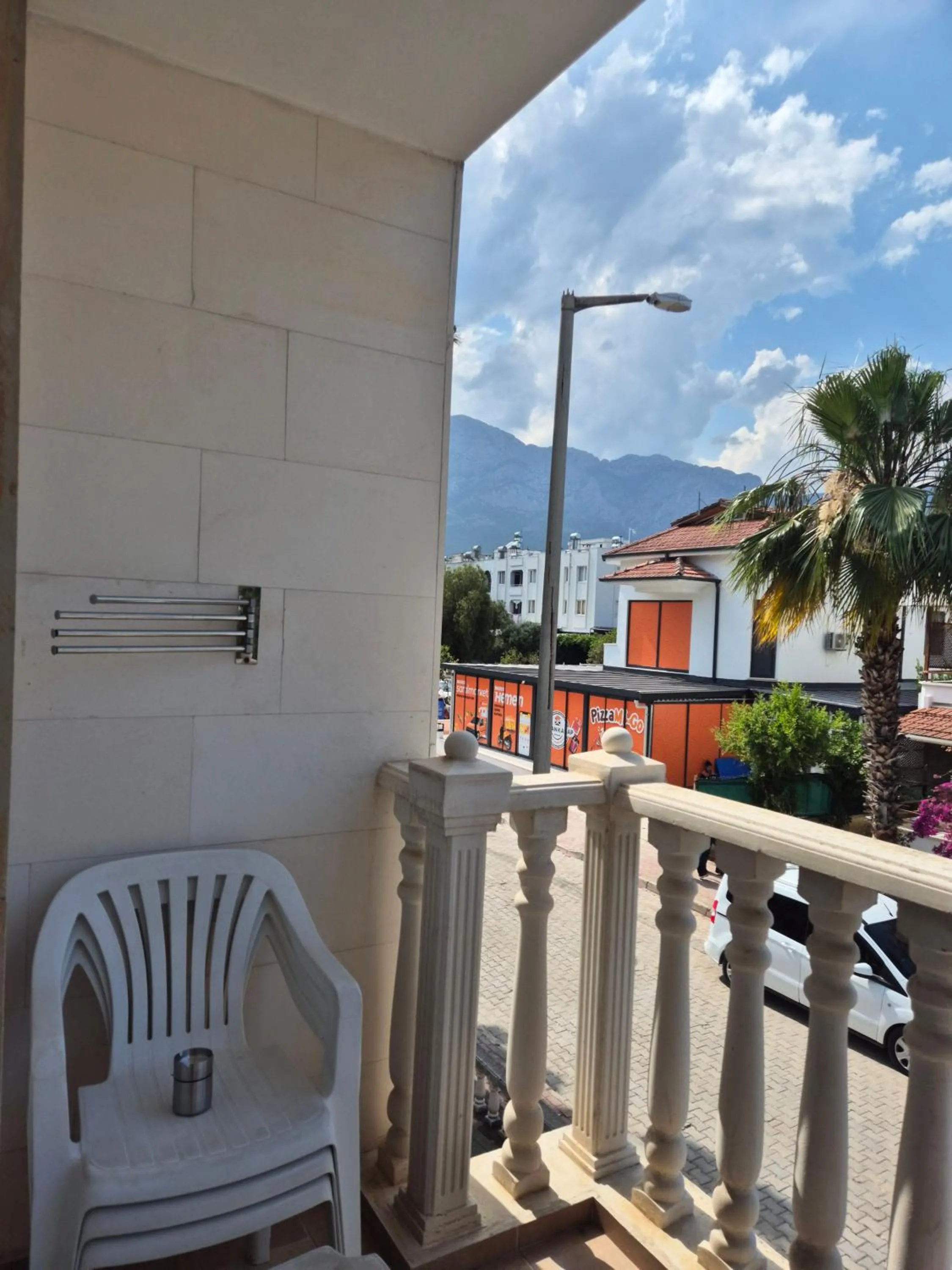 Balcony/Terrace in Dinara Apart Hotel