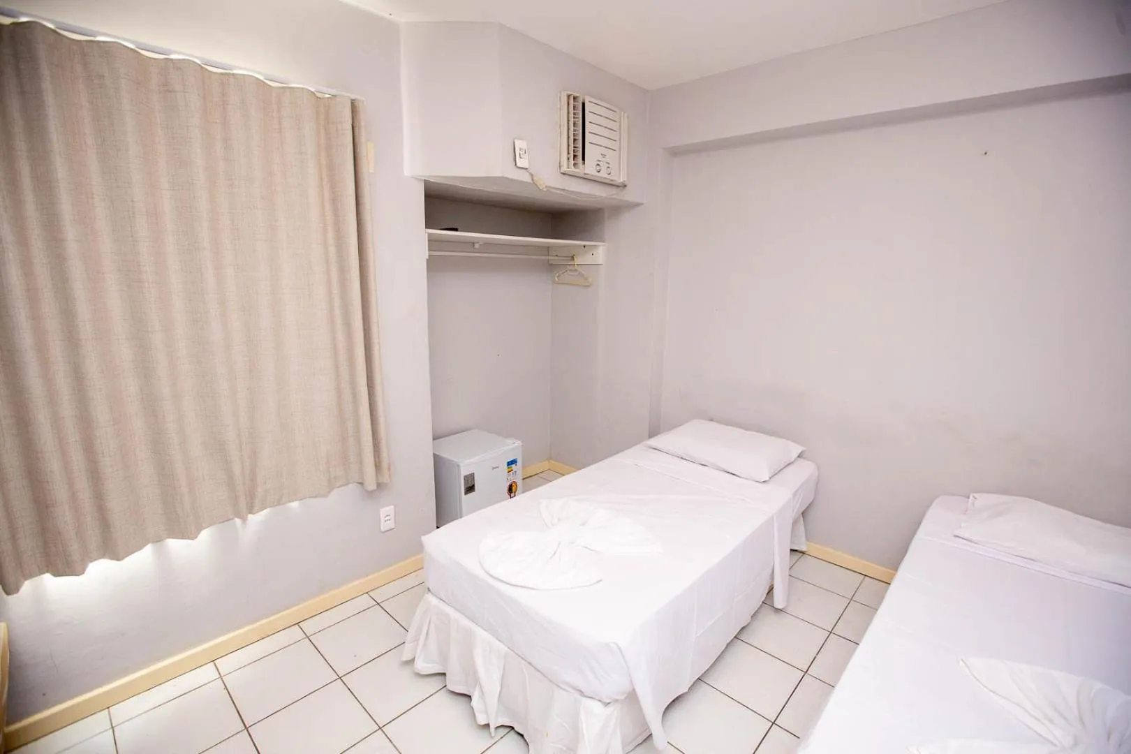 Bed in Rede Andrade Mar Hotel - Rio Vermelho