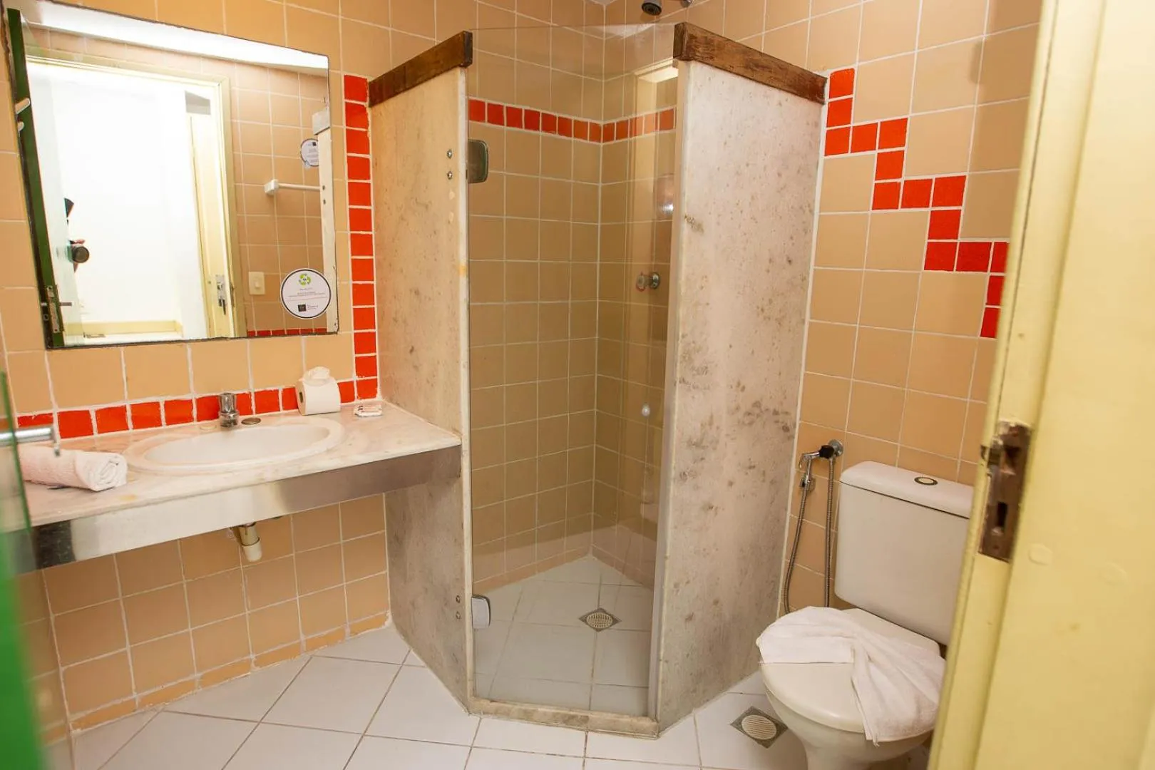 Toilet in Rede Andrade Mar Hotel - Rio Vermelho