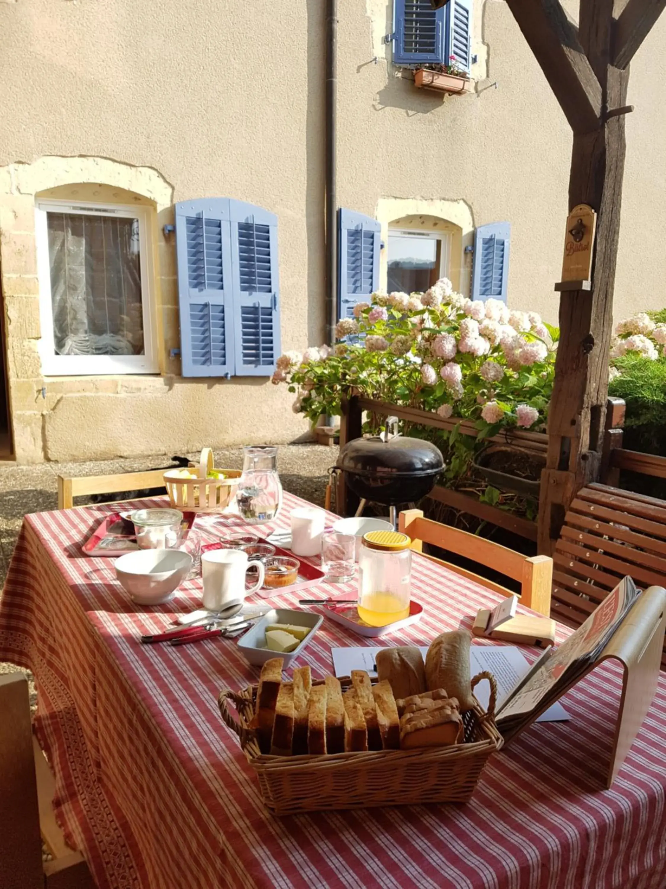 Deluxe Double Room with Shower - single occupancy in La Grange Des Roches Roses Deluxe Double Room with Shower - single occupancy in La Grange Des Roches Roses