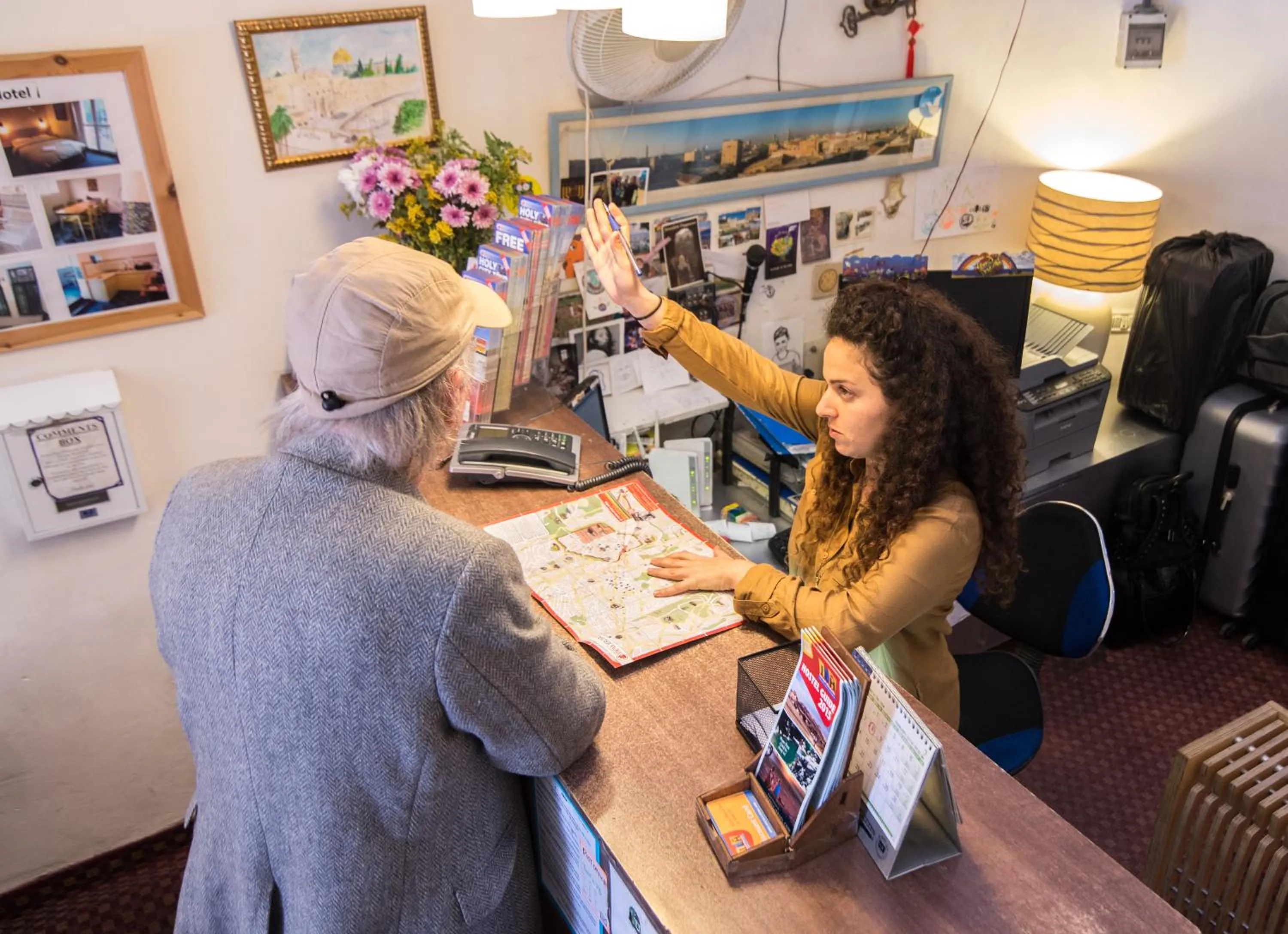 Lobby or reception in Ron Hotel