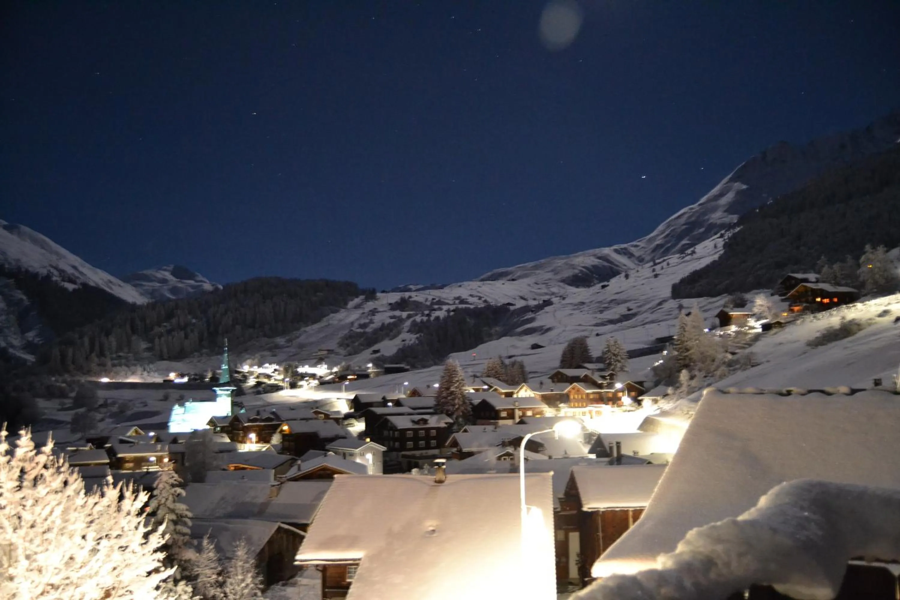 Ski School in Mountain Lodge Sedrun