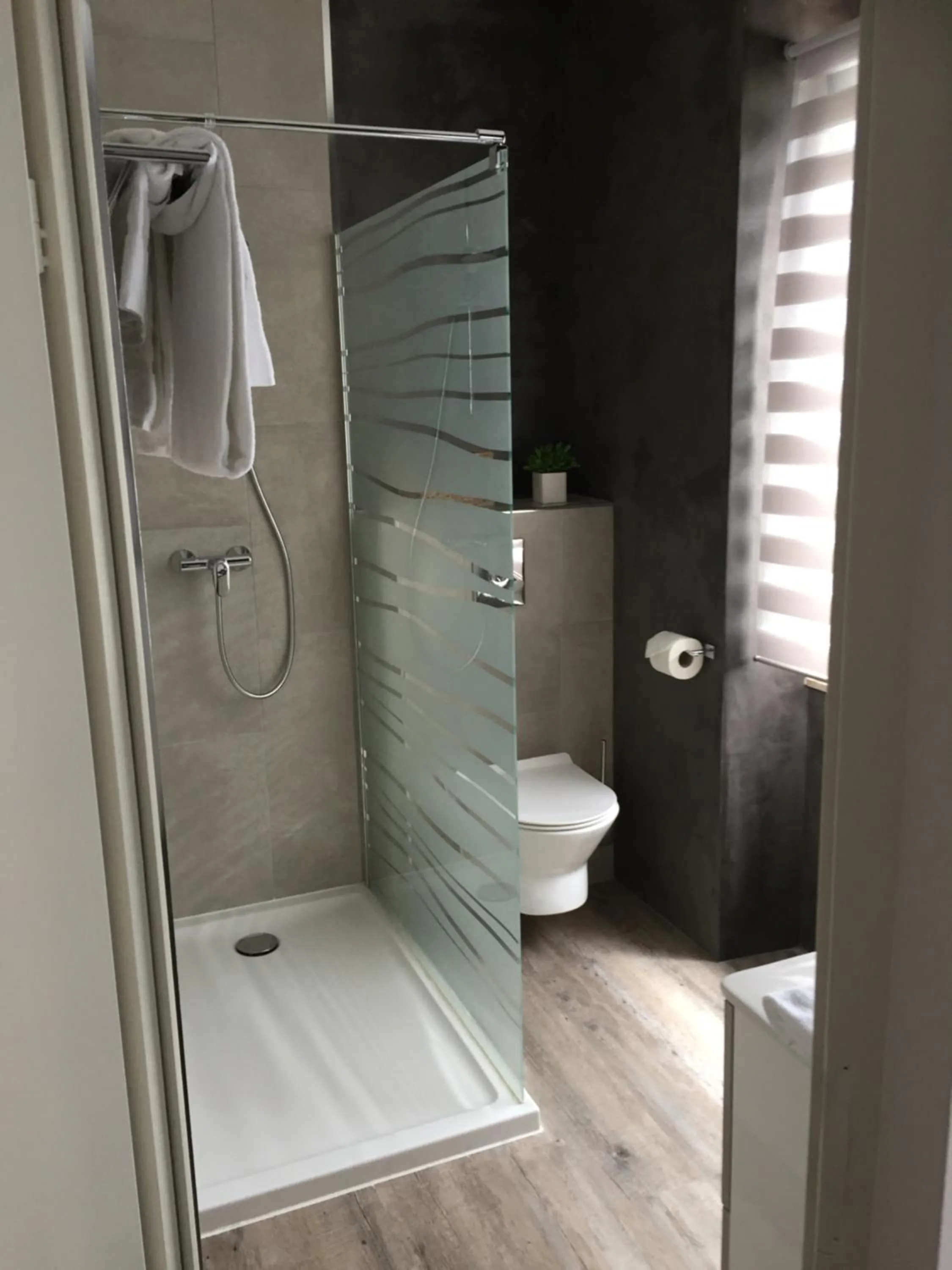 Shower in Dolce Vita